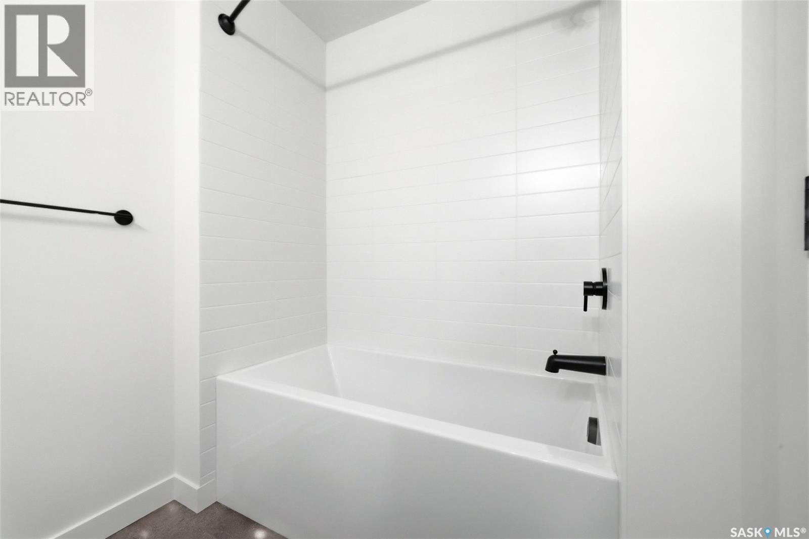 3919 Qu'appelle Drive, Regina, Saskatchewan  S4S 0E1 - Photo 29 - SK034026