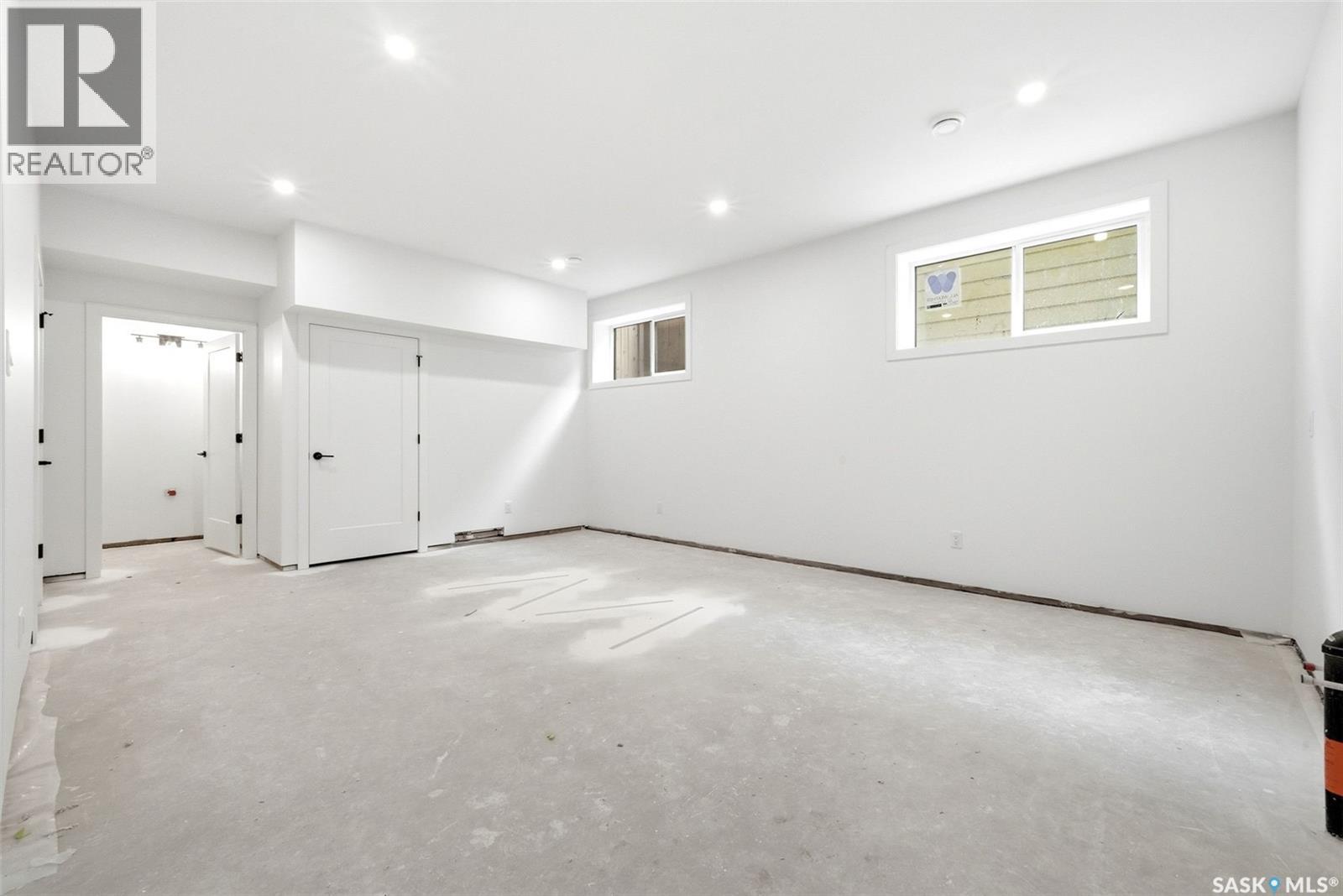 3919 Qu'appelle Drive, Regina, Saskatchewan  S4S 0E1 - Photo 38 - SK034026