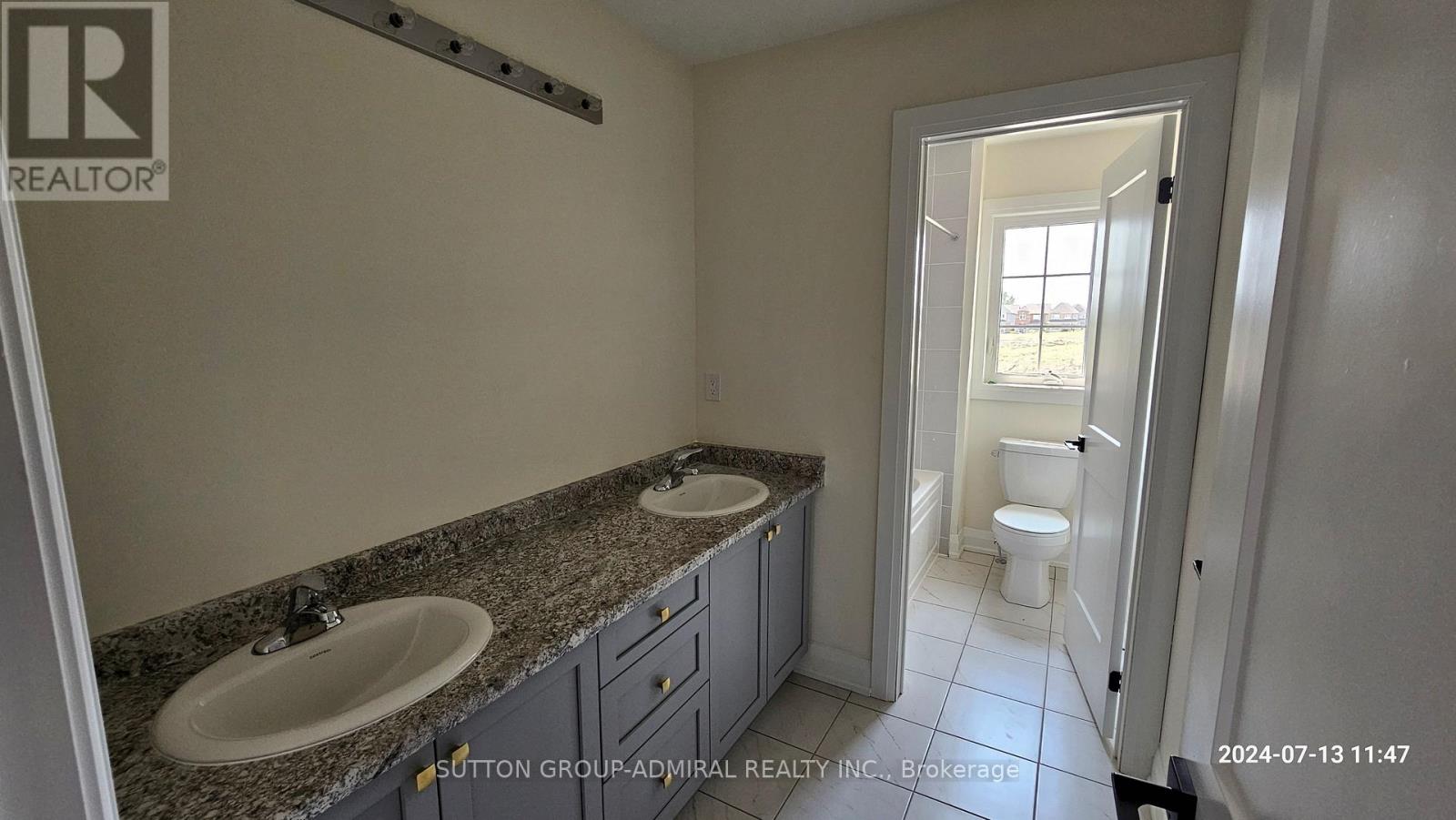 152 Hawkins Street, Georgina, Ontario  L0E 1R0 - Photo 14 - N13052766