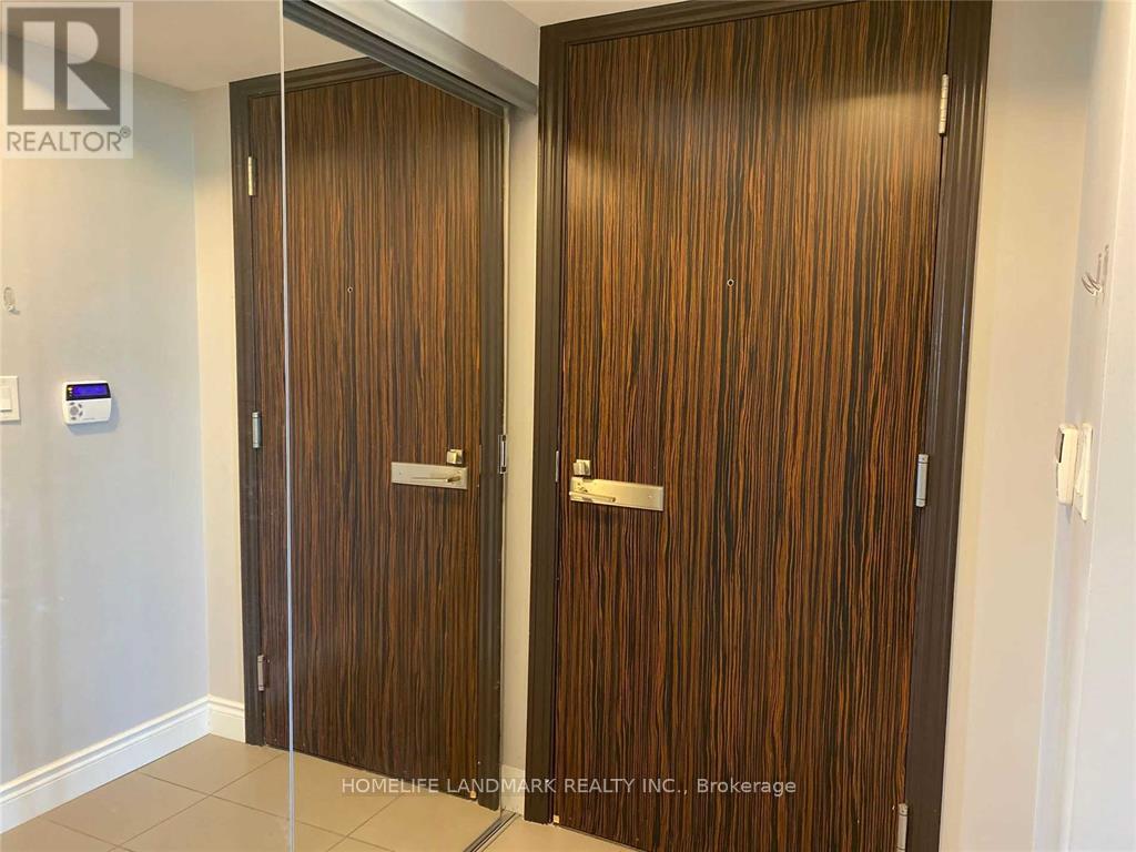 511 - 253 South Park Road, Markham (Commerce Valley), Ontario  L3T 0B4 - Photo 2 - N13052772