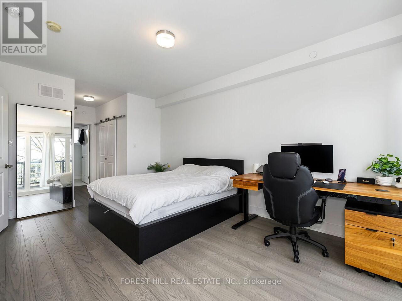 5 - 1 HARTMAN AVENUE Vaughan (Islington Woods), ON L4L 1R6