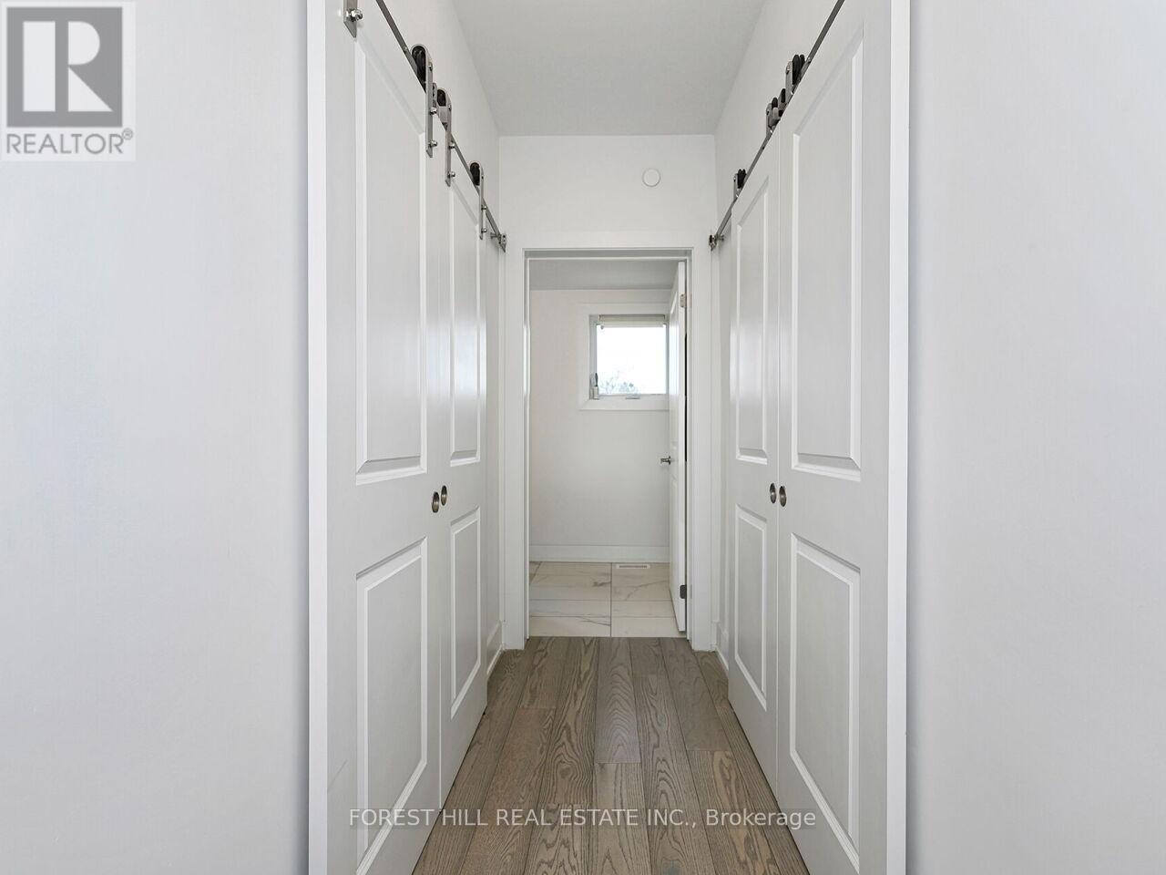 5 - 1 HARTMAN AVENUE Vaughan (Islington Woods), ON L4L 1R6