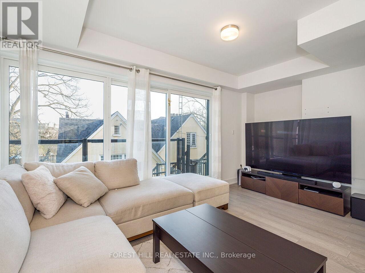 5 - 1 HARTMAN AVENUE Vaughan (Islington Woods), ON L4L 1R6