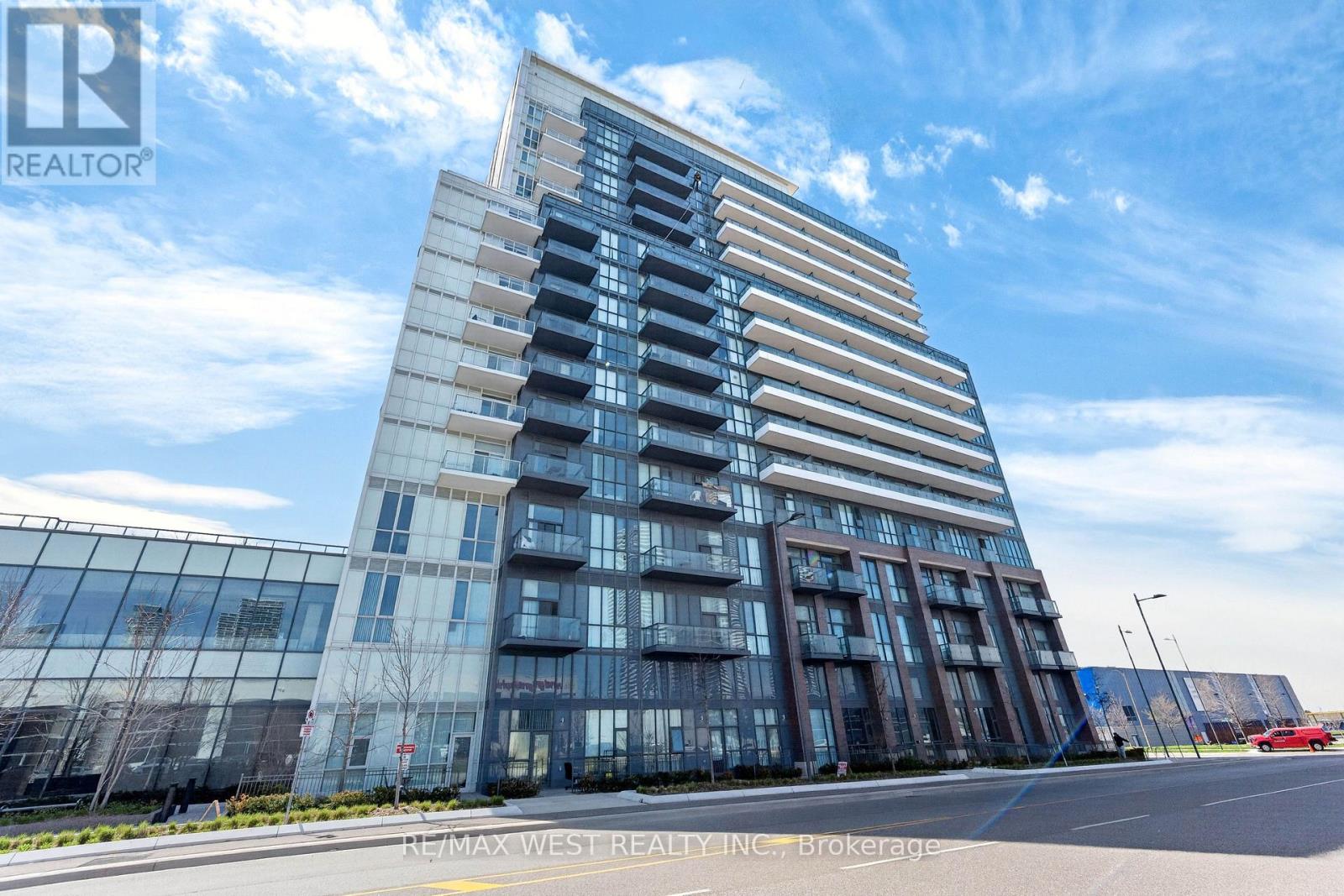 911 - 10 HONEYCRISP CRESCENT, vaughan (vaughan corporate centre), Ontario