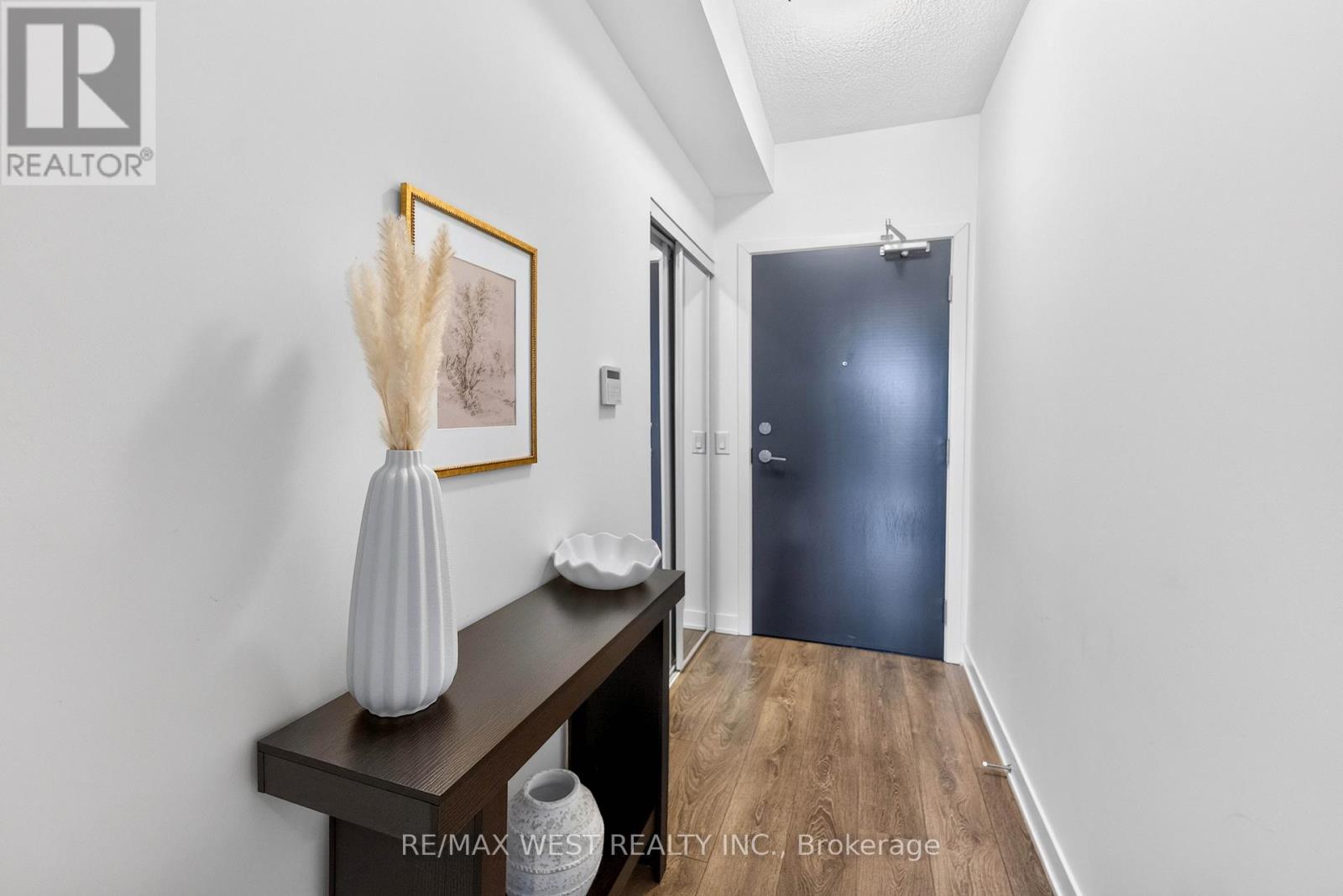 911 - 10 Honeycrisp Crescent, Vaughan (Vaughan Corporate Centre), Ontario  L4K 0M7 - Photo 6 - N13052990