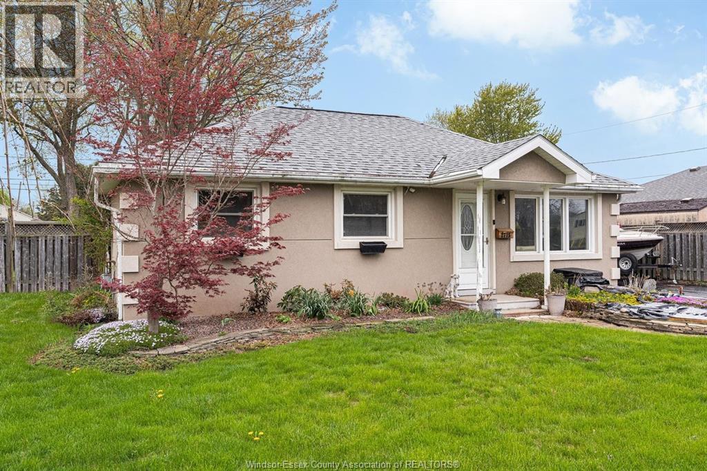 2715 Lloyd George Boulevard, Windsor, Ontario  N8T 2T8 - Photo 2 - 26009404