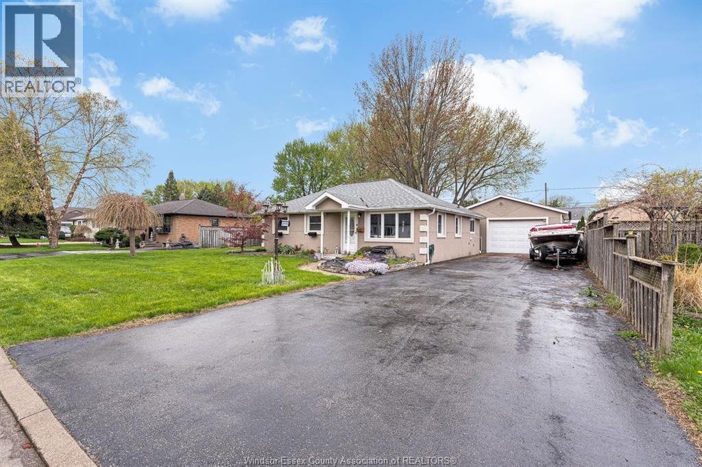 2715 Lloyd George Boulevard, Windsor, Ontario  N8T 2T8 - Photo 3 - 26009404
