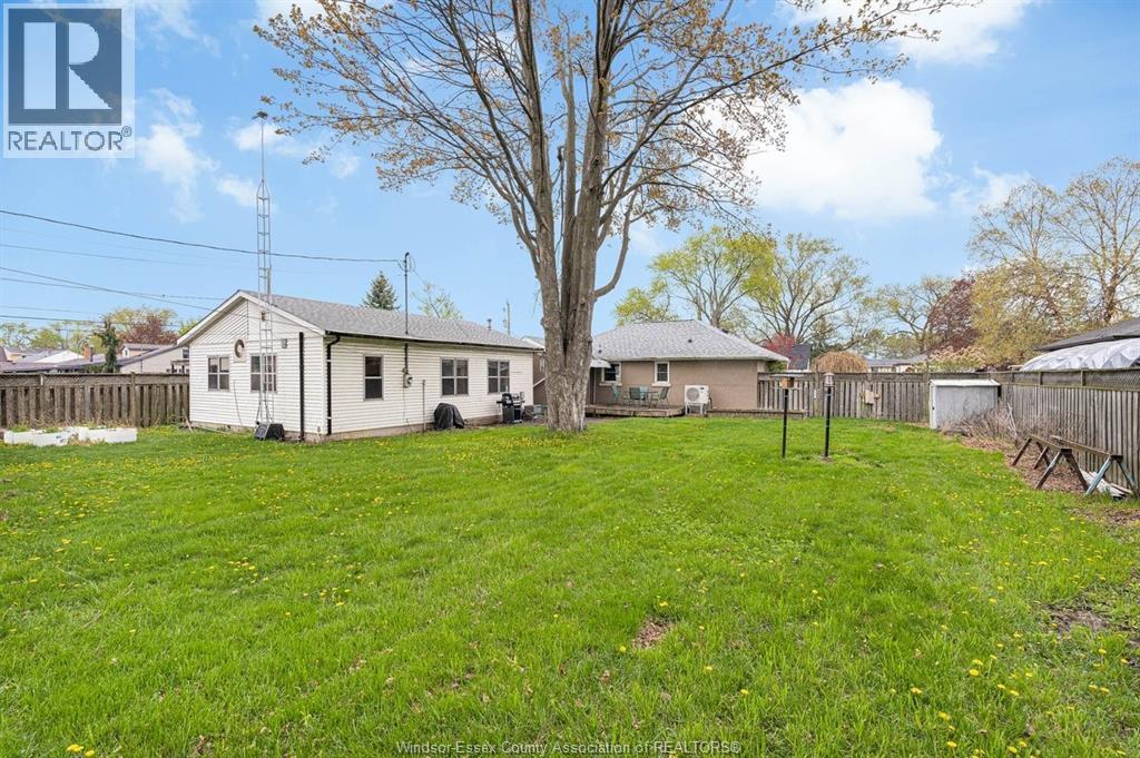 2715 Lloyd George Boulevard, Windsor, Ontario  N8T 2T8 - Photo 4 - 26009404