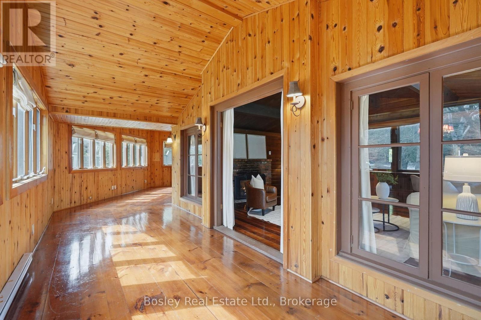 150 St Moritz Crescent, Blue Mountains, Ontario  L9Y 0S6 - Photo 32 - X13049254