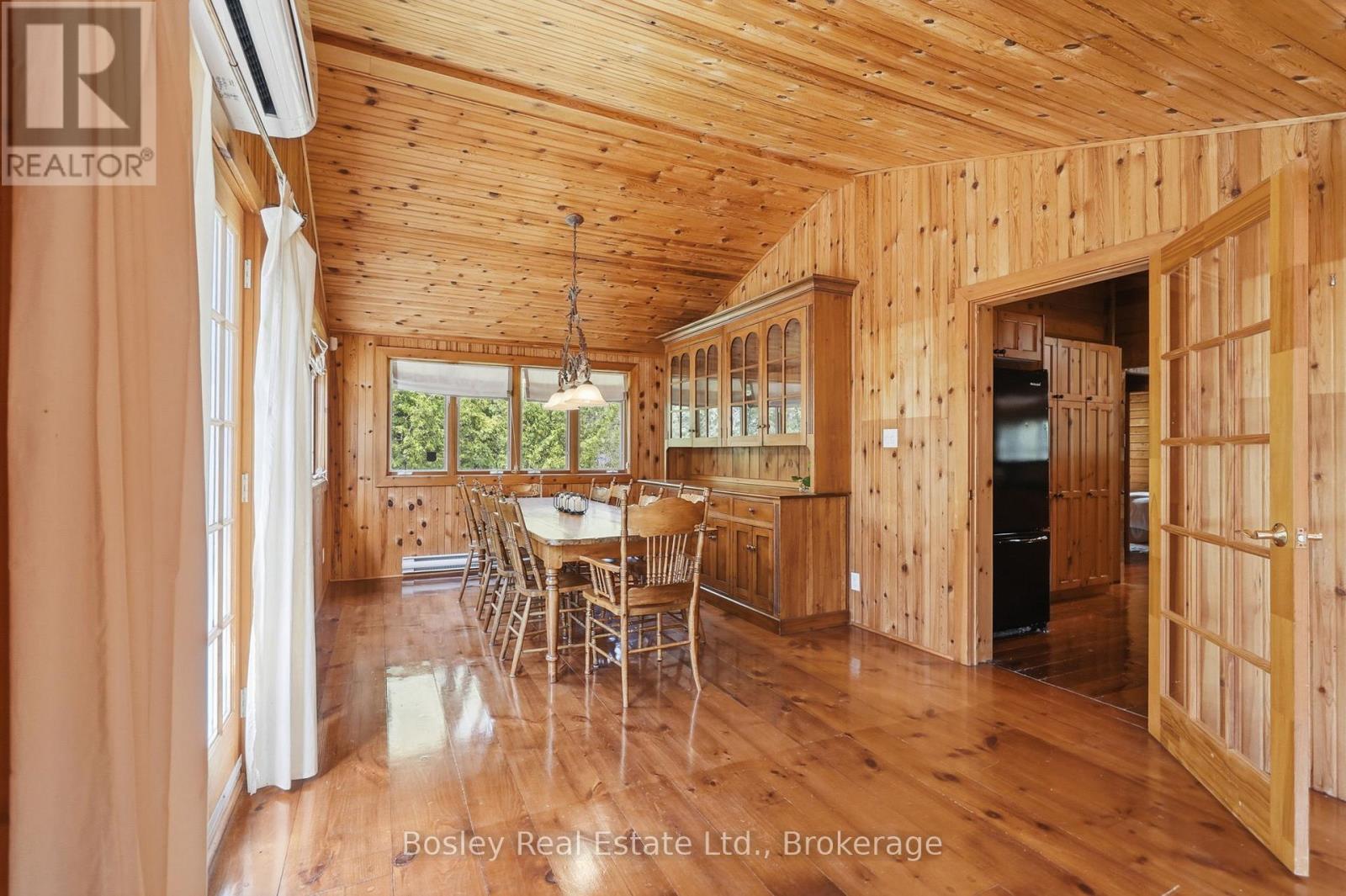 150 St Moritz Crescent, Blue Mountains, Ontario  L9Y 0S6 - Photo 25 - X13049254