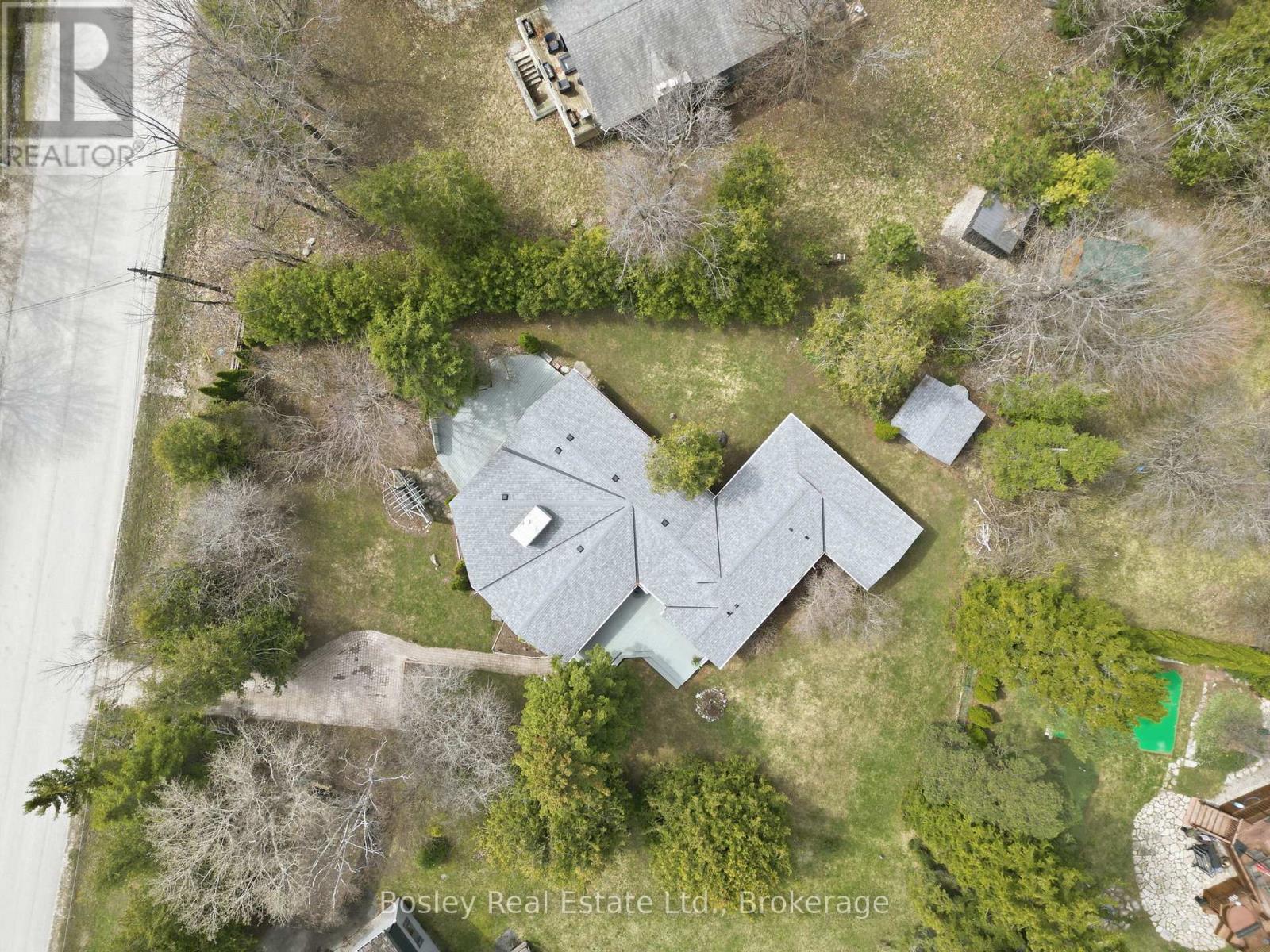 150 St Moritz Crescent, Blue Mountains, Ontario  L9Y 0S6 - Photo 43 - X13049254