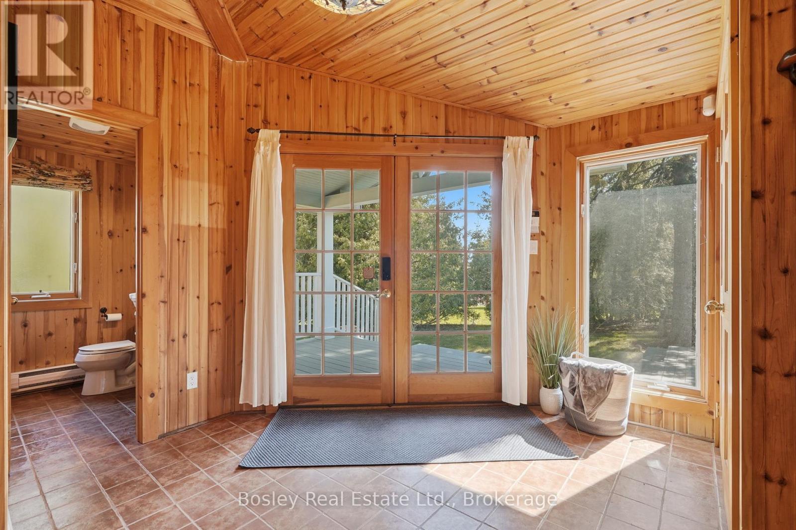 150 St Moritz Crescent, Blue Mountains, Ontario  L9Y 0S6 - Photo 6 - X13049254