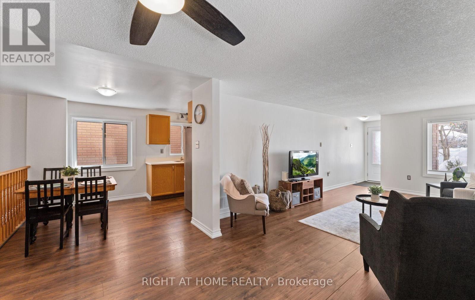 56 Ferguson Drive, Barrie (Northwest), Ontario  L4N 7B5 - Photo 7 - S13052834