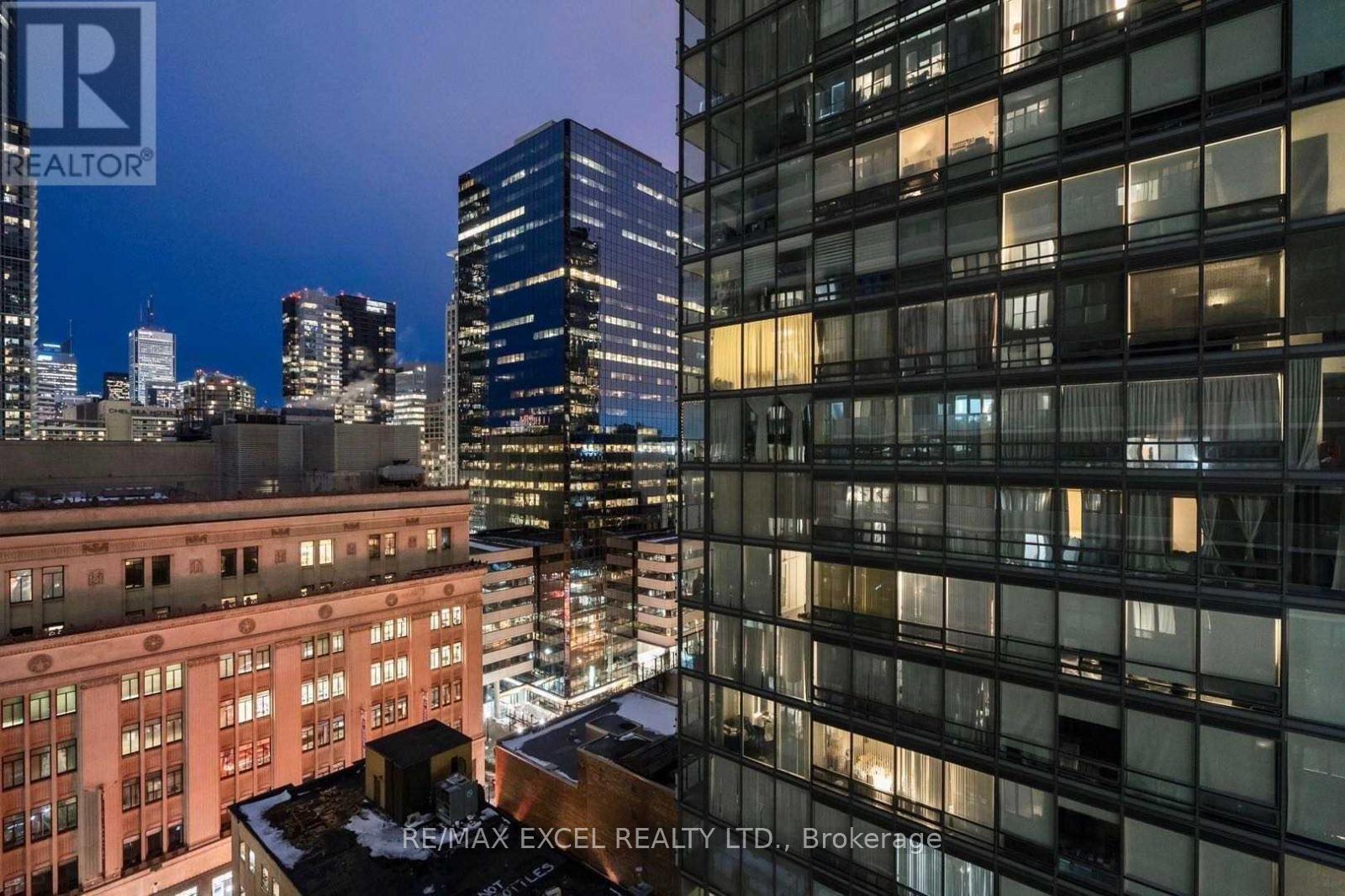 1802 - 7 Grenville Street, Toronto, Ontario  M4Y 0E9 - Photo 9 - C13045456