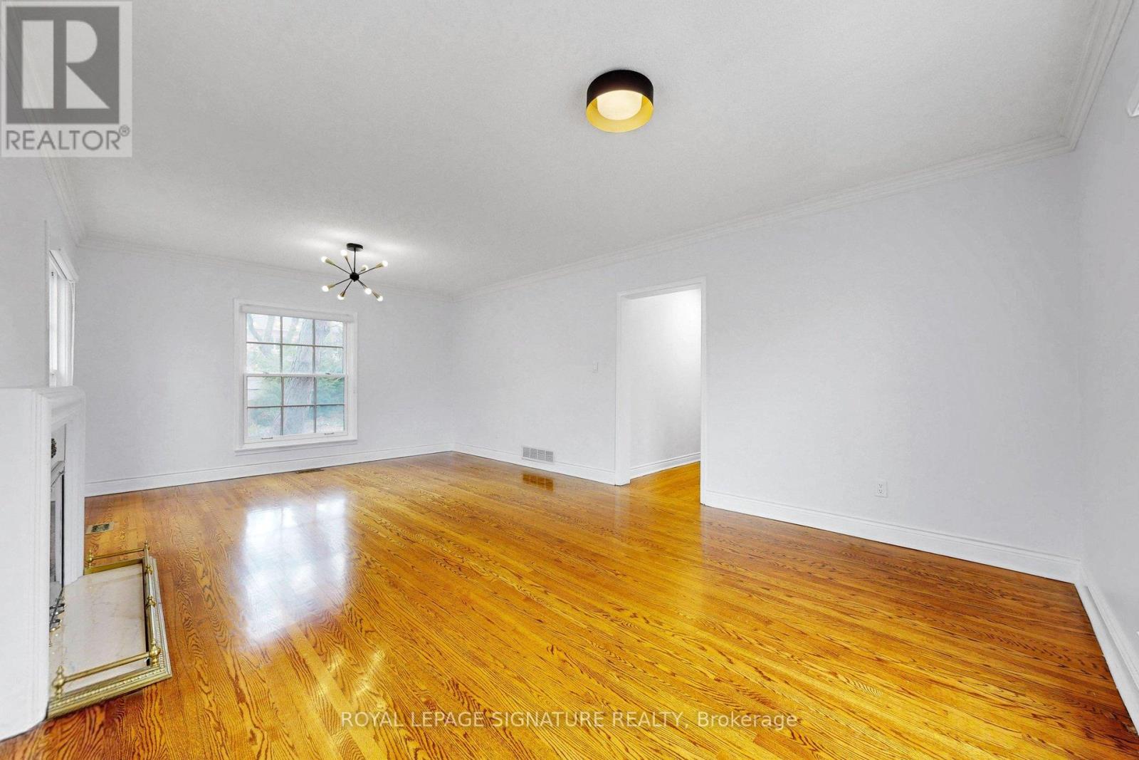 24 Laureleaf Road, Markham, Ontario  L3T 2X5 - Photo 29 - N13038012