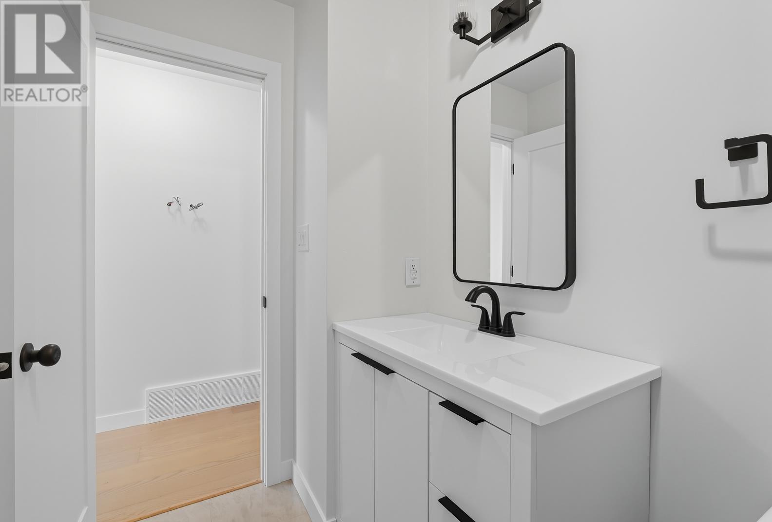 237 Pentagon Blvd, Sault Ste. Marie, Ontario  P6B 6G2 - Photo 31 - SM260448