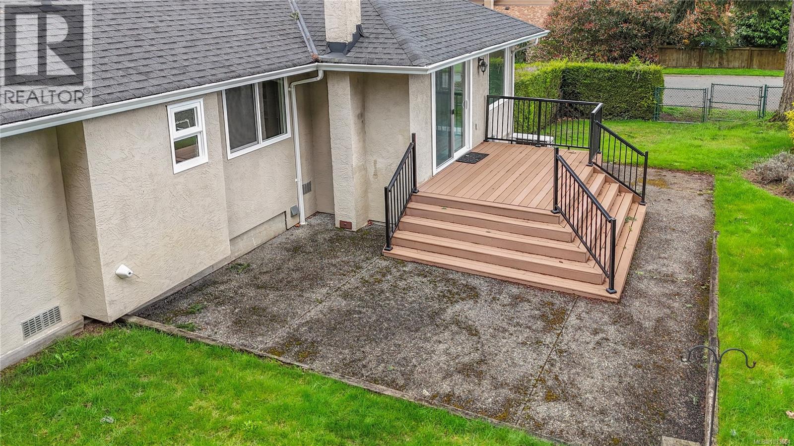 2431 Wilcox Terr, Central Saanich, British Columbia  V8Z 5R7 - Photo 22 - 1033654