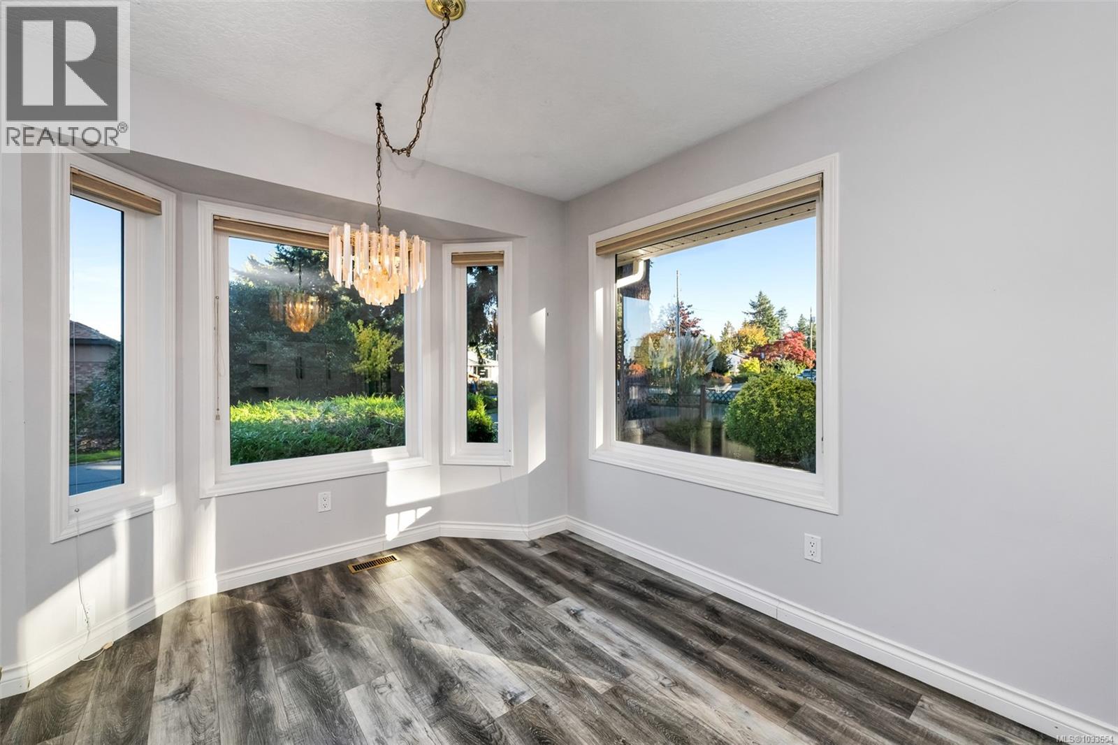 2431 Wilcox Terr, Central Saanich, British Columbia  V8Z 5R7 - Photo 39 - 1033654