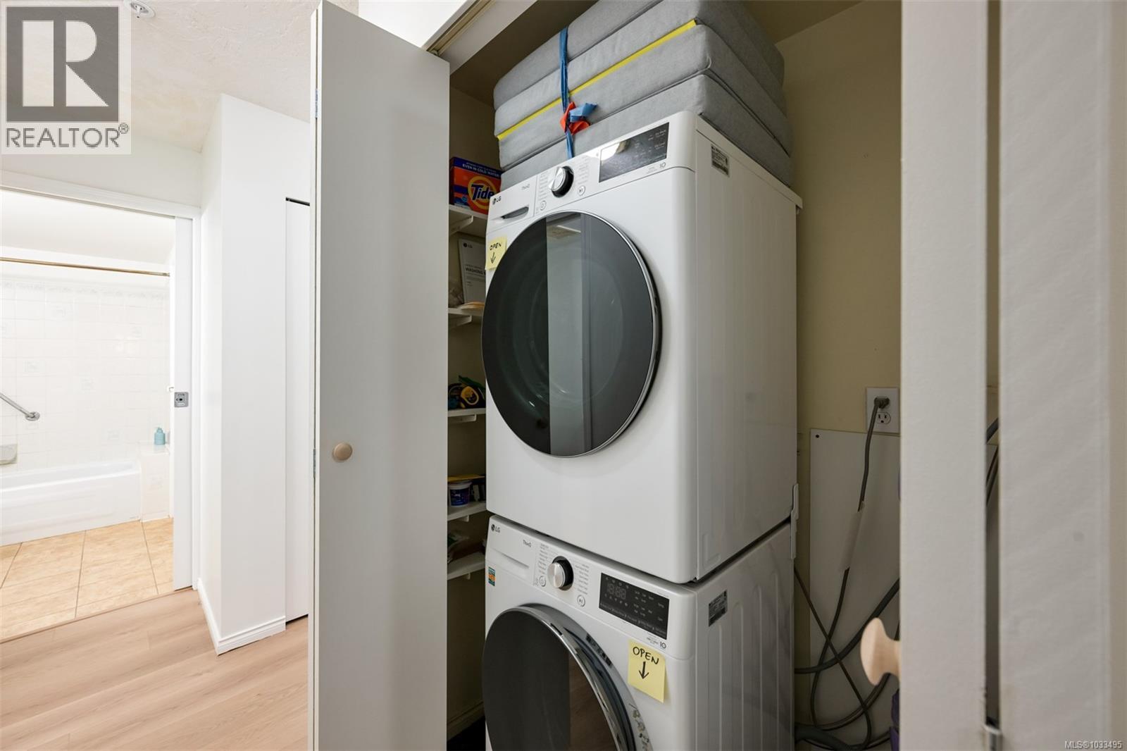 209 1063 Southgate St, Victoria, British Columbia  V8V 2Z1 - Photo 15 - 1033495