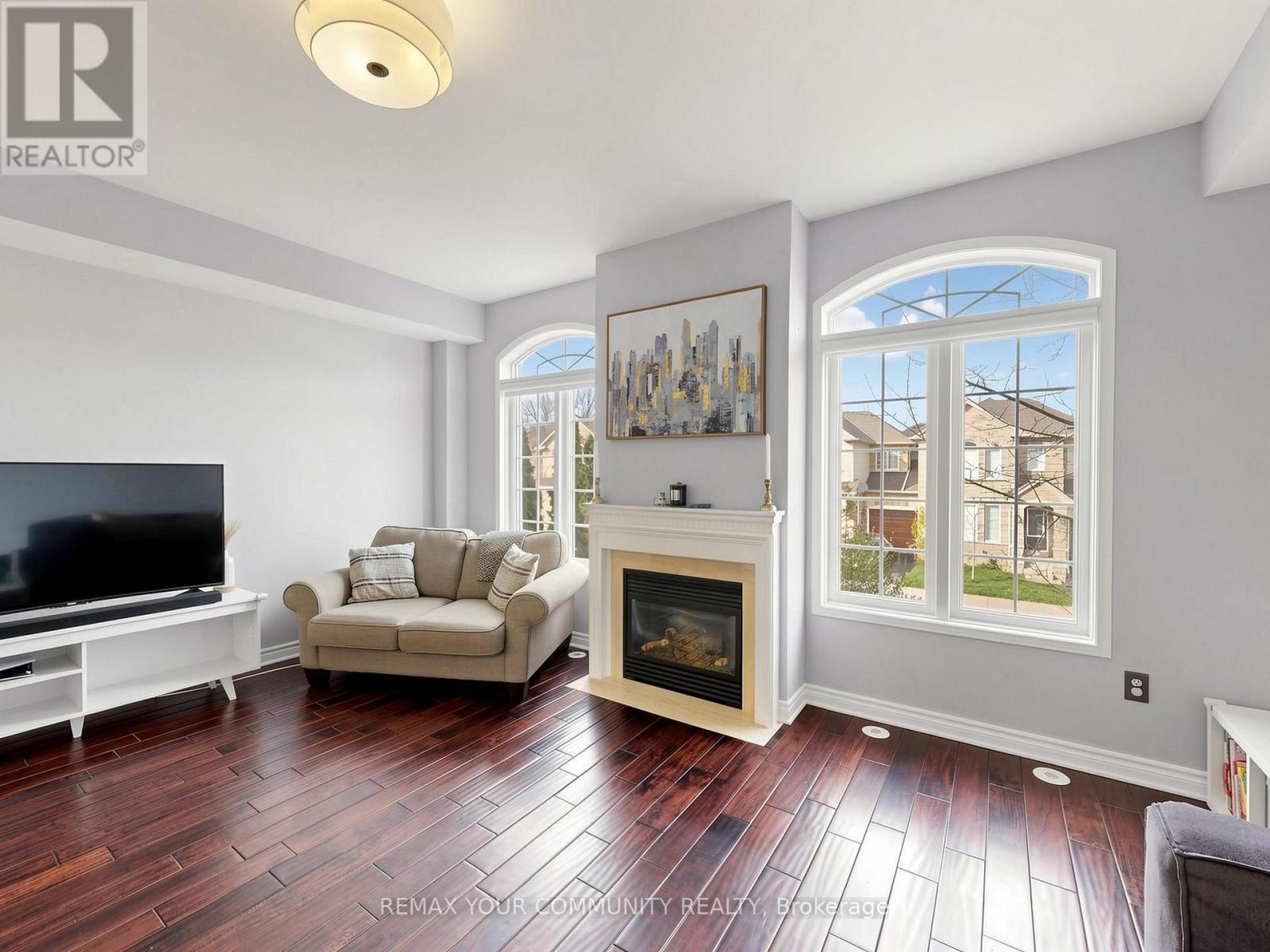 2327 Sutton Drive, Burlington, Ontario  L7L 6Y9 - Photo 11 - W13052756