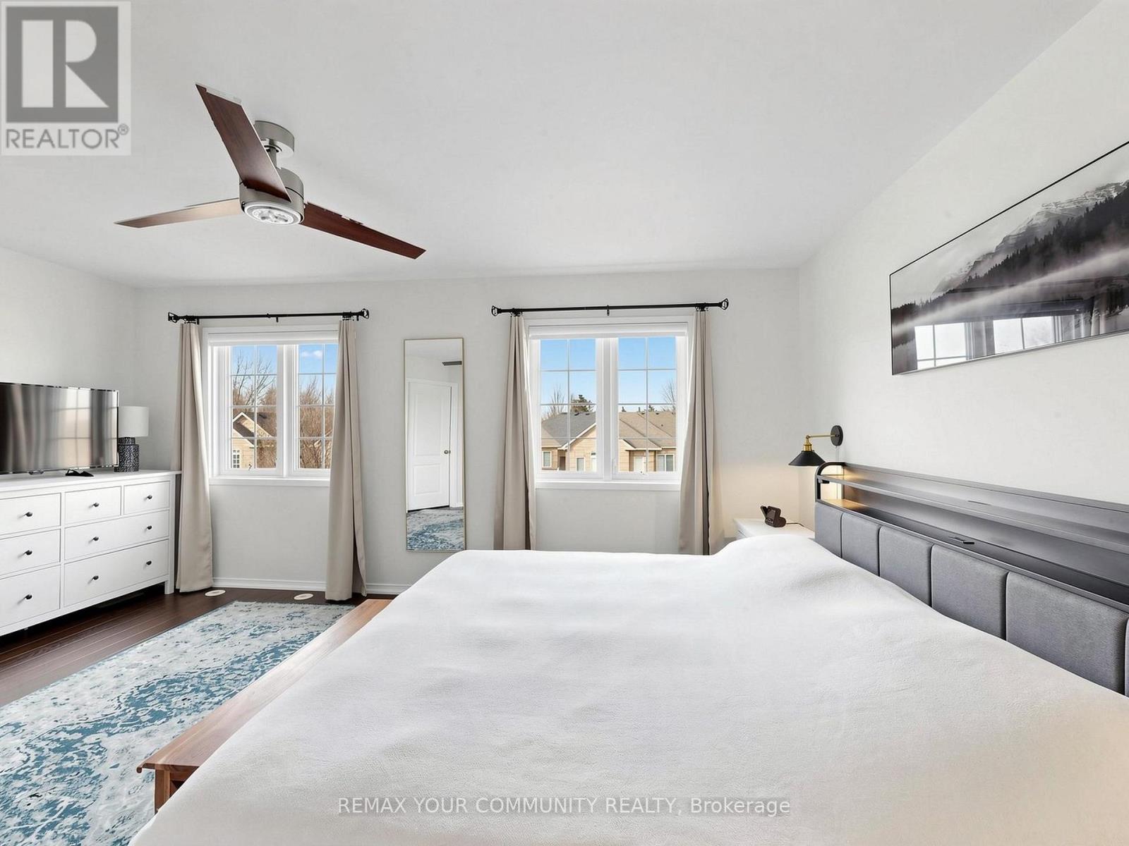 2327 Sutton Drive, Burlington, Ontario  L7L 6Y9 - Photo 33 - W13052756