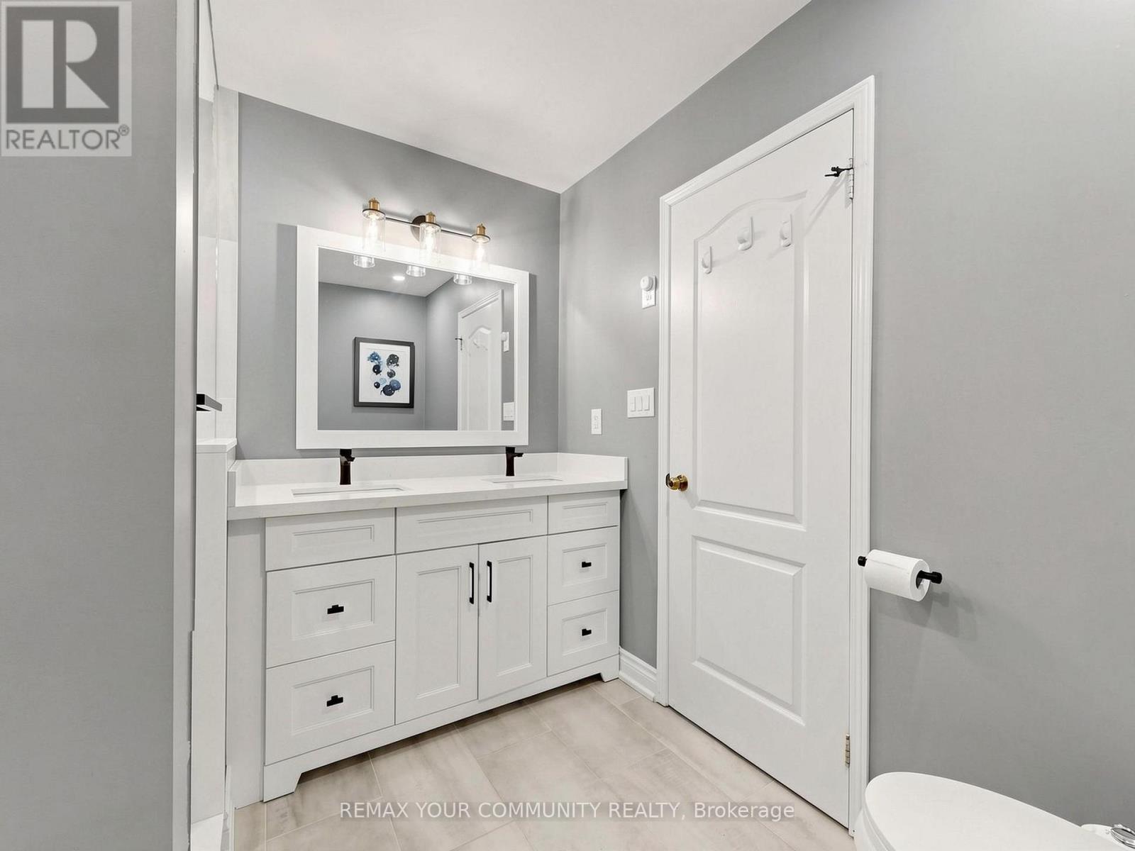 2327 Sutton Drive, Burlington, Ontario  L7L 6Y9 - Photo 35 - W13052756