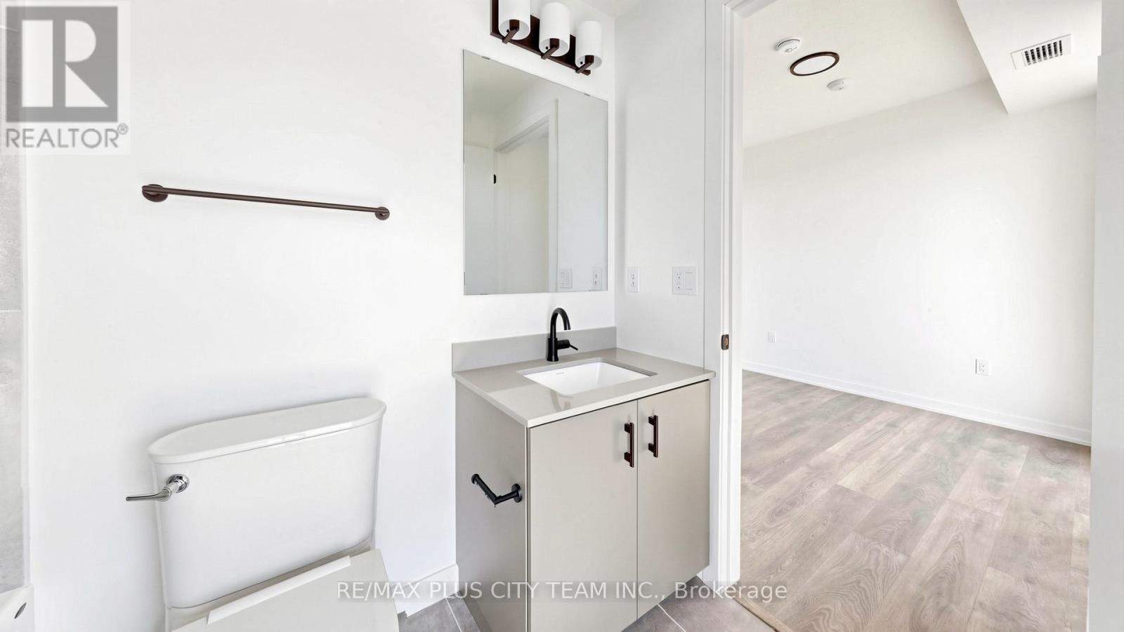 D1210 - 4878 Powers Common, Burlington, Ontario  L7M 2B4 - Photo 12 - W13052820