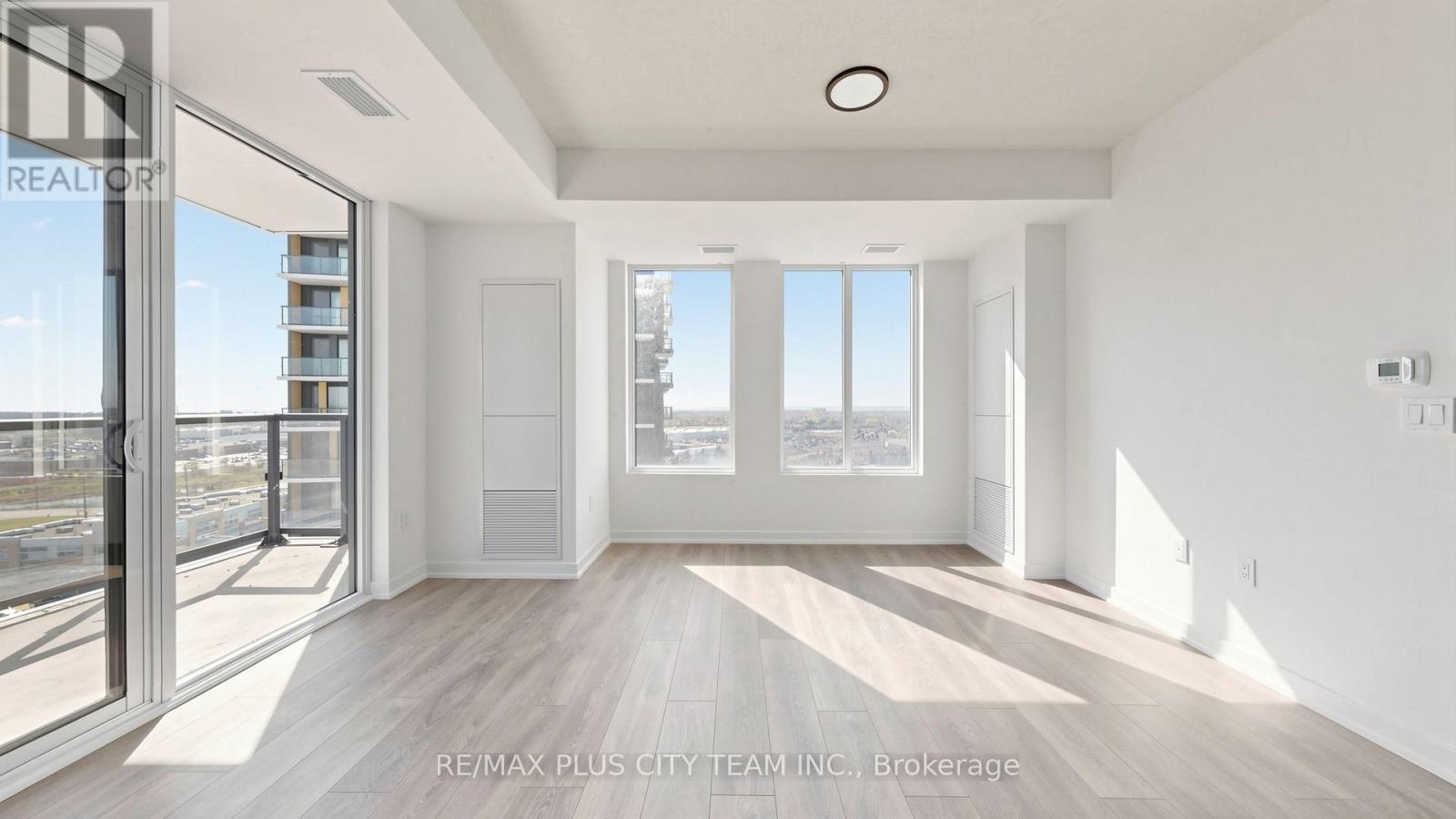 D1210 - 4878 Powers Common, Burlington, Ontario  L7M 2B4 - Photo 4 - W13052820