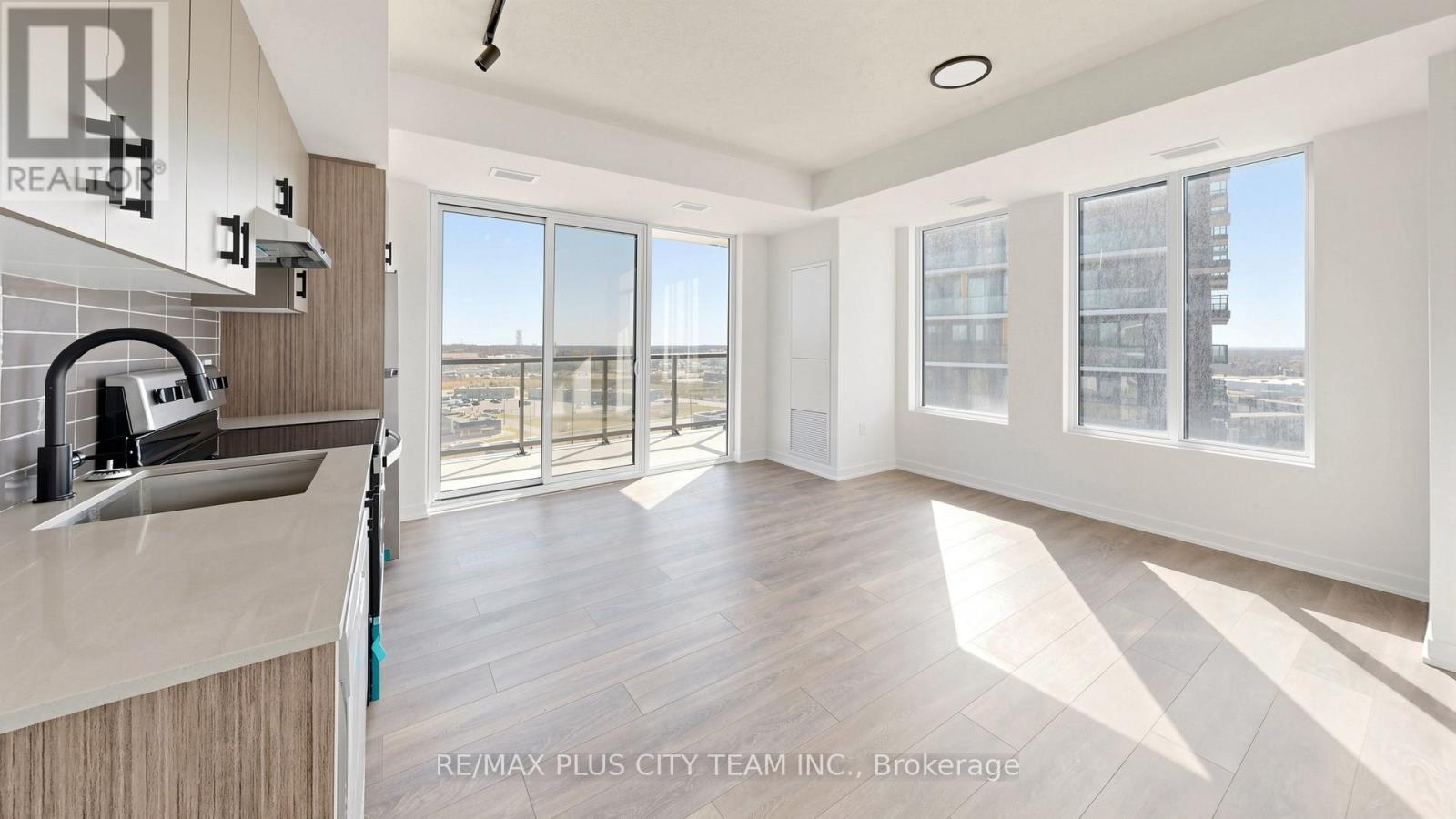 D1210 - 4878 Powers Common, Burlington, Ontario  L7M 2B4 - Photo 5 - W13052820