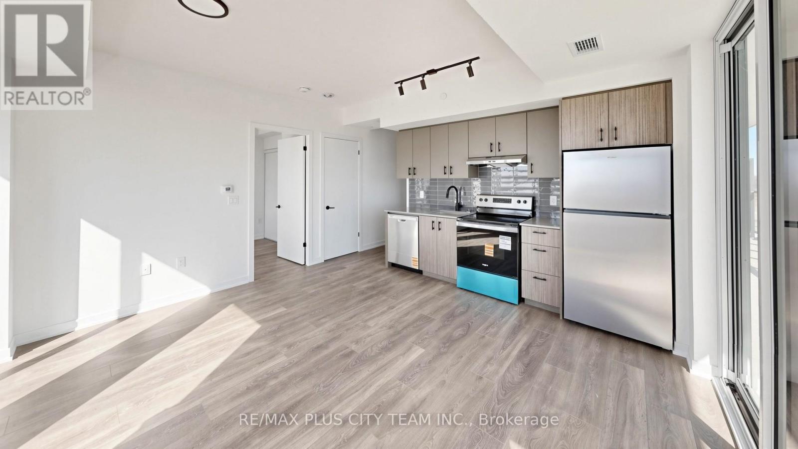 D1210 - 4878 Powers Common, Burlington, Ontario  L7M 2B4 - Photo 7 - W13052820