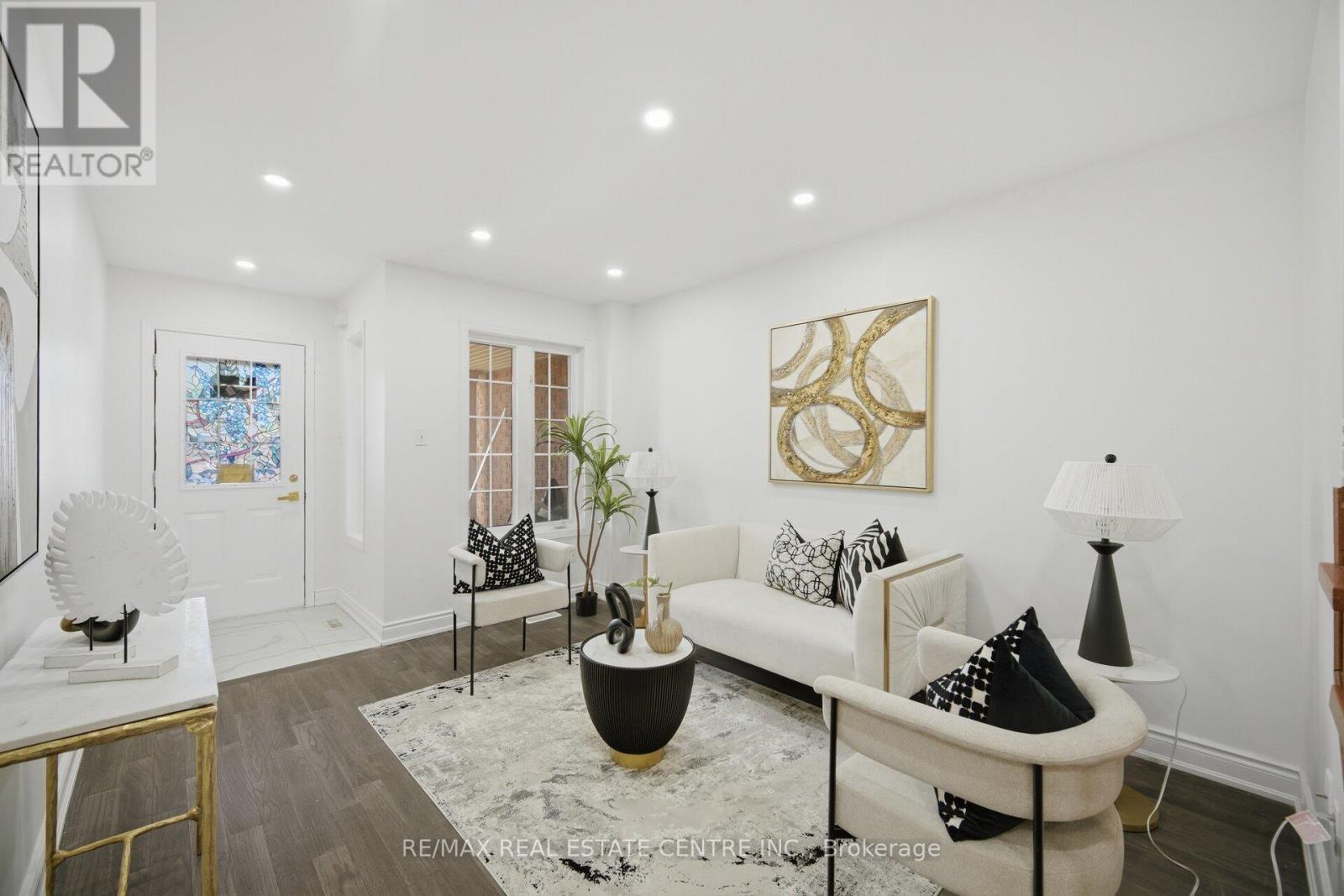 23 Brucewood Road, Brampton, Ontario  L6R 3N1 - Photo 6 - W13052898