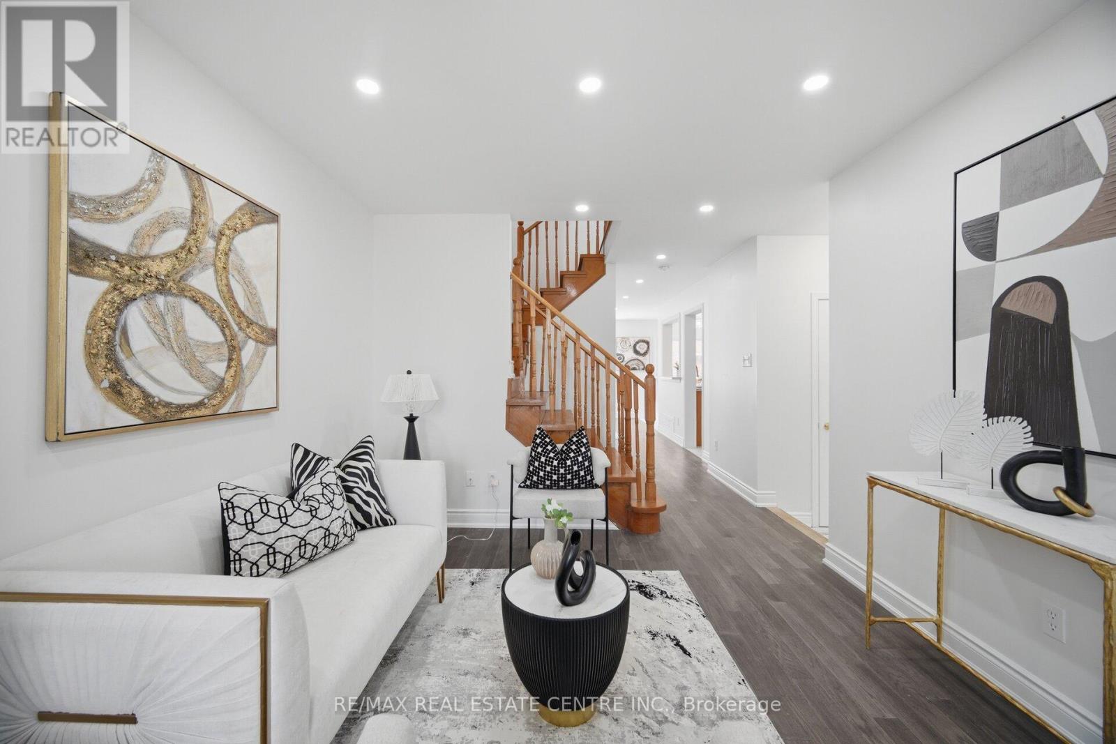 23 Brucewood Road, Brampton, Ontario  L6R 3N1 - Photo 7 - W13052898