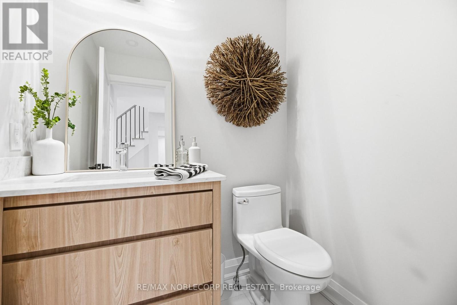 17 Senator Way, Caledon, Ontario  L7E 2R9 - Photo 5 - W13052900