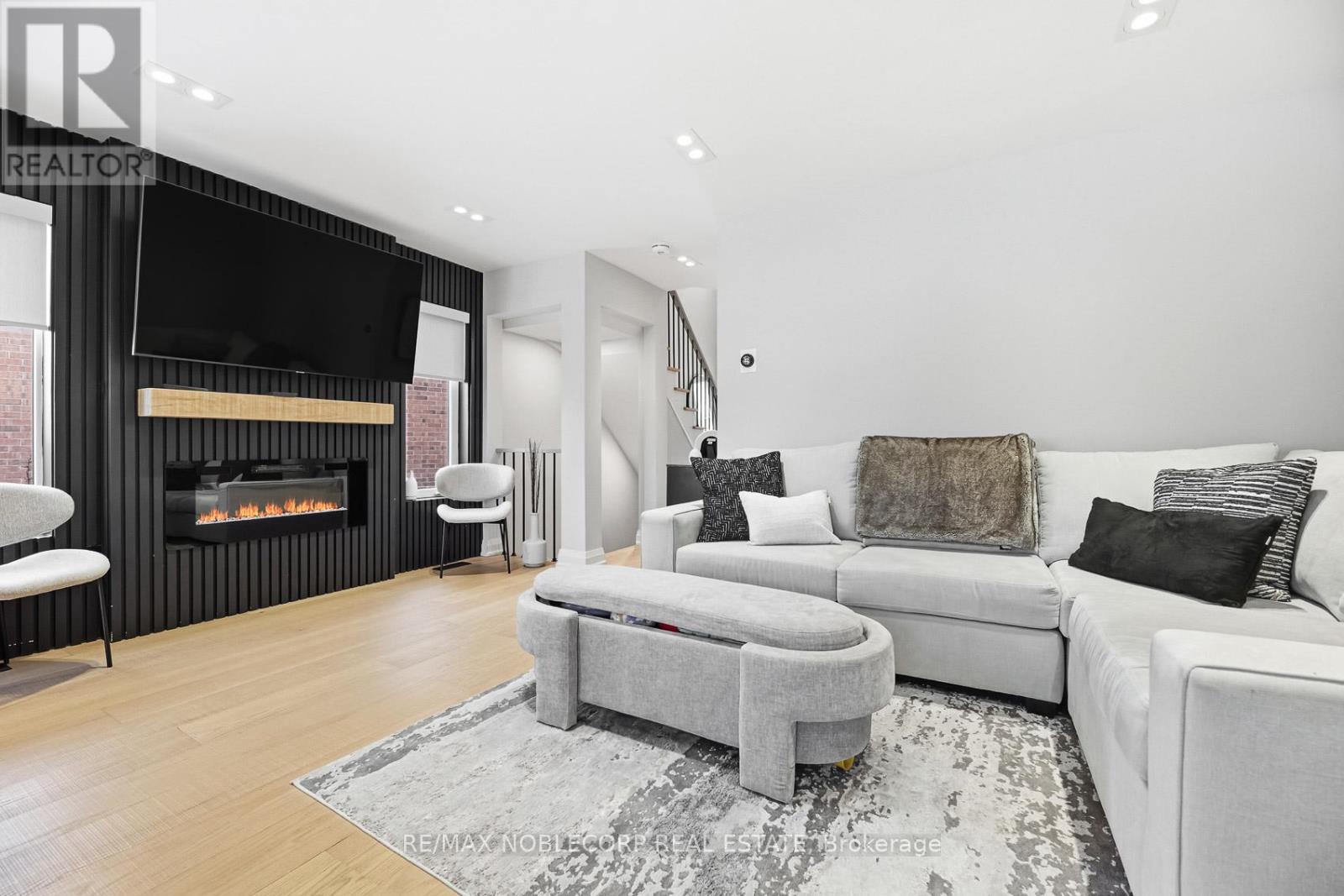 17 Senator Way, Caledon, Ontario  L7E 2R9 - Photo 7 - W13052900