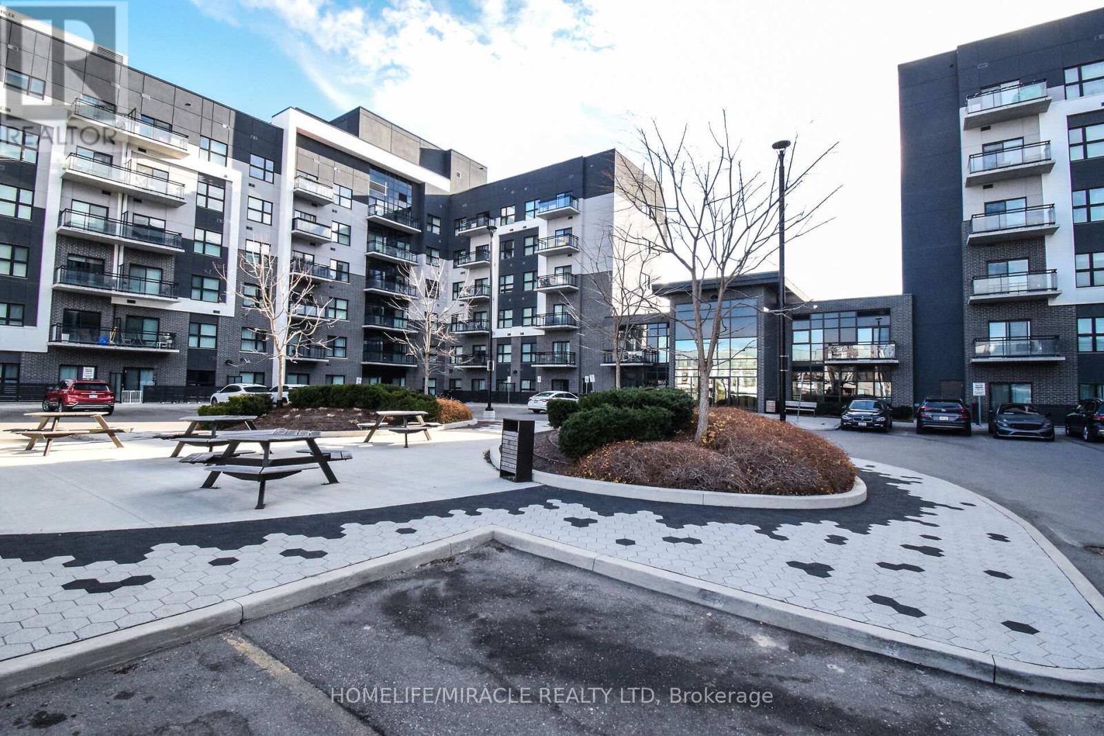 632 - 102 Grovewood Common, Oakville, Ontario  L6H 0X2 - Photo 3 - W13052908