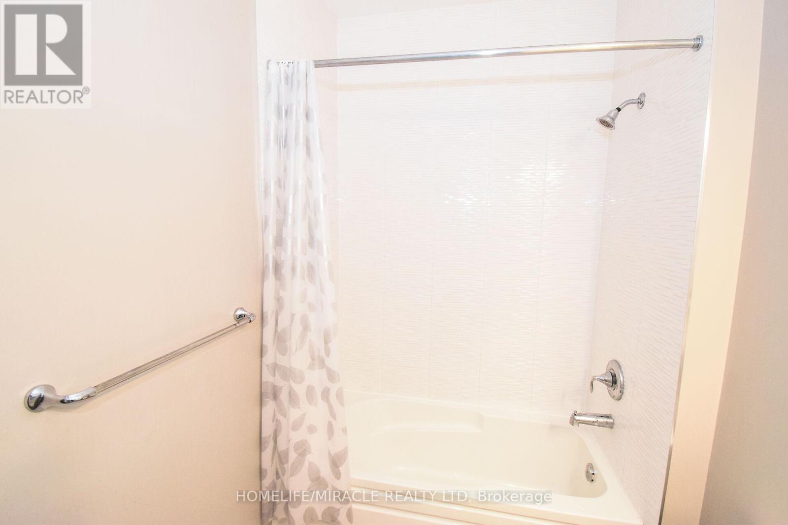 632 - 102 Grovewood Common, Oakville, Ontario  L6H 0X2 - Photo 31 - W13052908