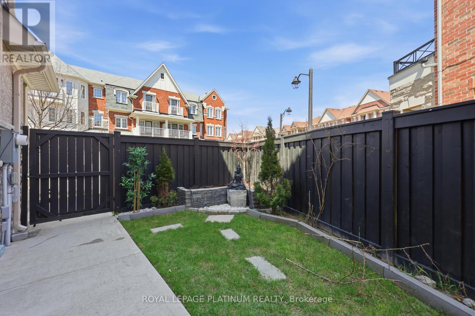 9 Rabbit Run Way, Brampton, Ontario  L6Z 0B4 - Photo 36 - W13052928