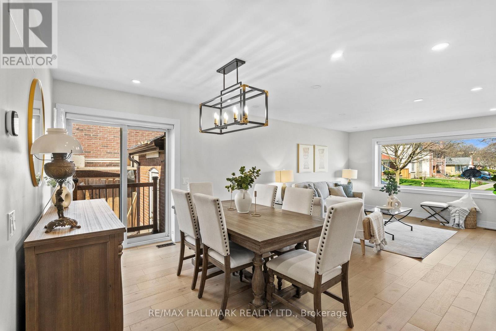 136 Lothian Avenue, Toronto, Ontario  M8Z 4L4 - Photo 10 - W13052940