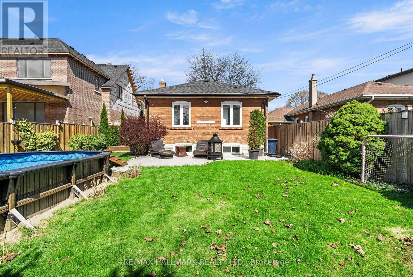 136 Lothian Avenue, Toronto, Ontario  M8Z 4L4 - Photo 41 - W13052940