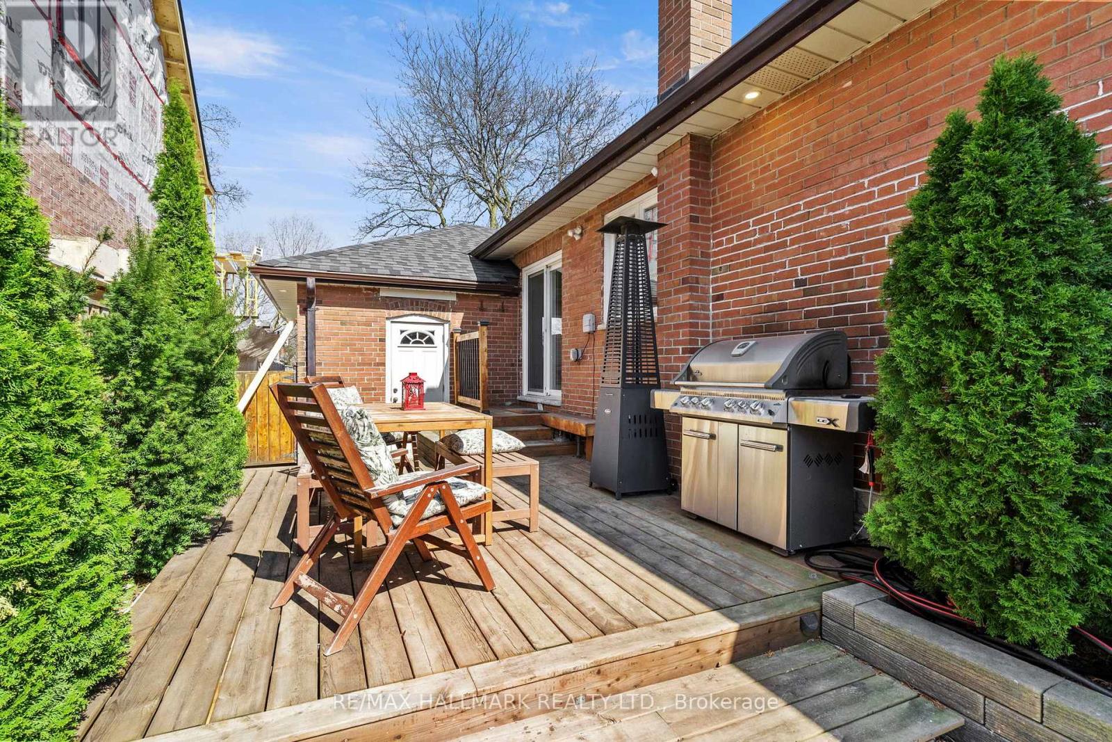 136 Lothian Avenue, Toronto, Ontario  M8Z 4L4 - Photo 44 - W13052940