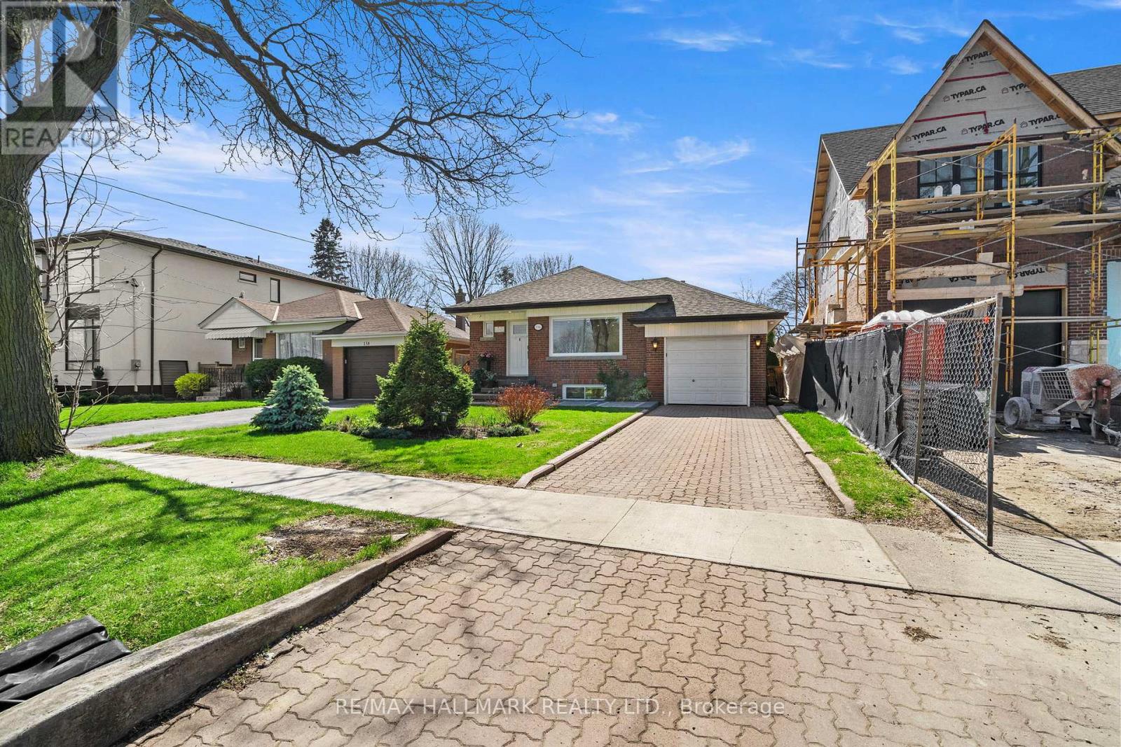 136 Lothian Avenue, Toronto, Ontario  M8Z 4L4 - Photo 46 - W13052940