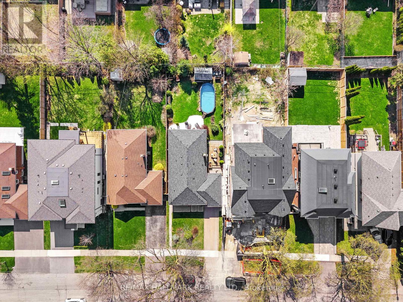 136 Lothian Avenue, Toronto, Ontario  M8Z 4L4 - Photo 47 - W13052940