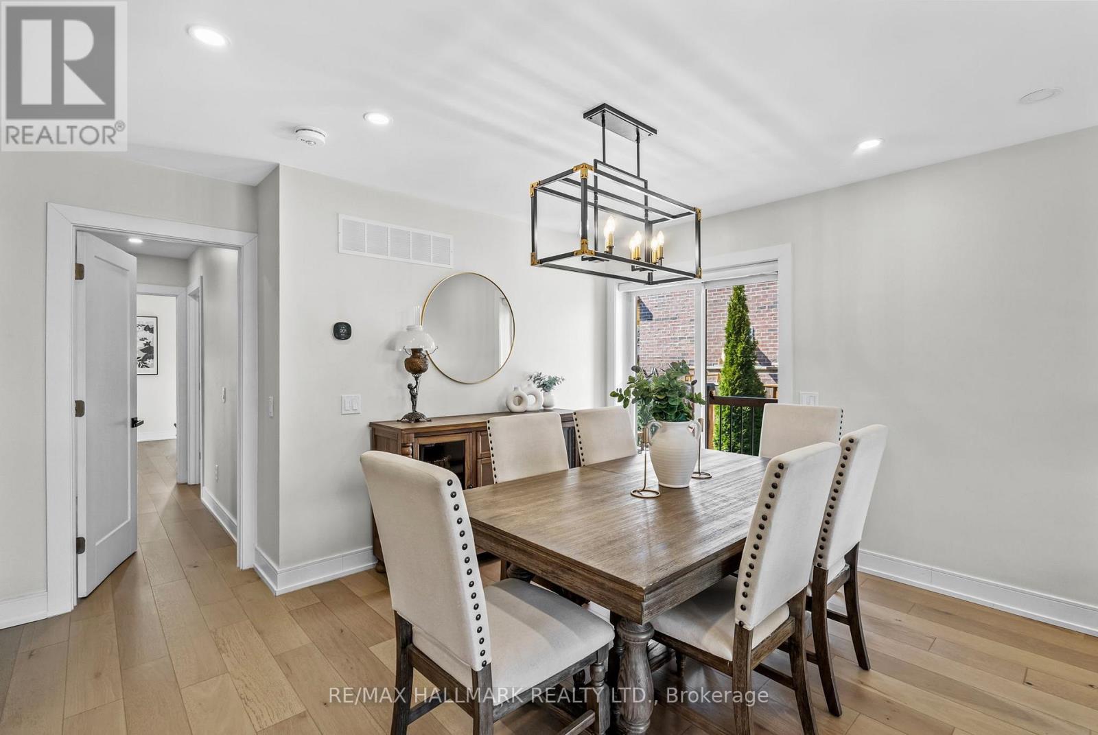 136 Lothian Avenue, Toronto, Ontario  M8Z 4L4 - Photo 9 - W13052940