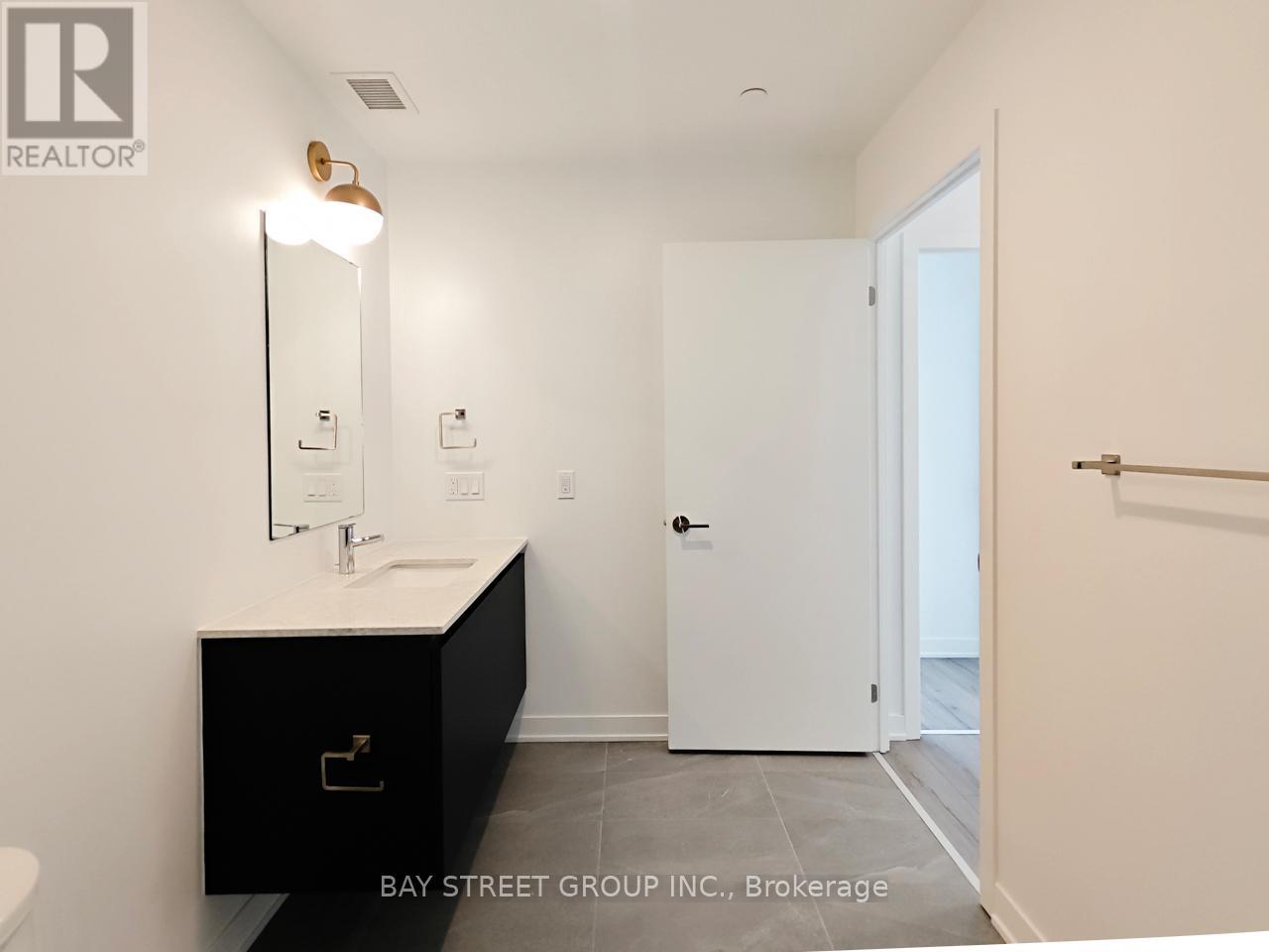 Ph07 - 395 Dundas Street W, Oakville, Ontario  L6M 5R8 - Photo 12 - W13052944