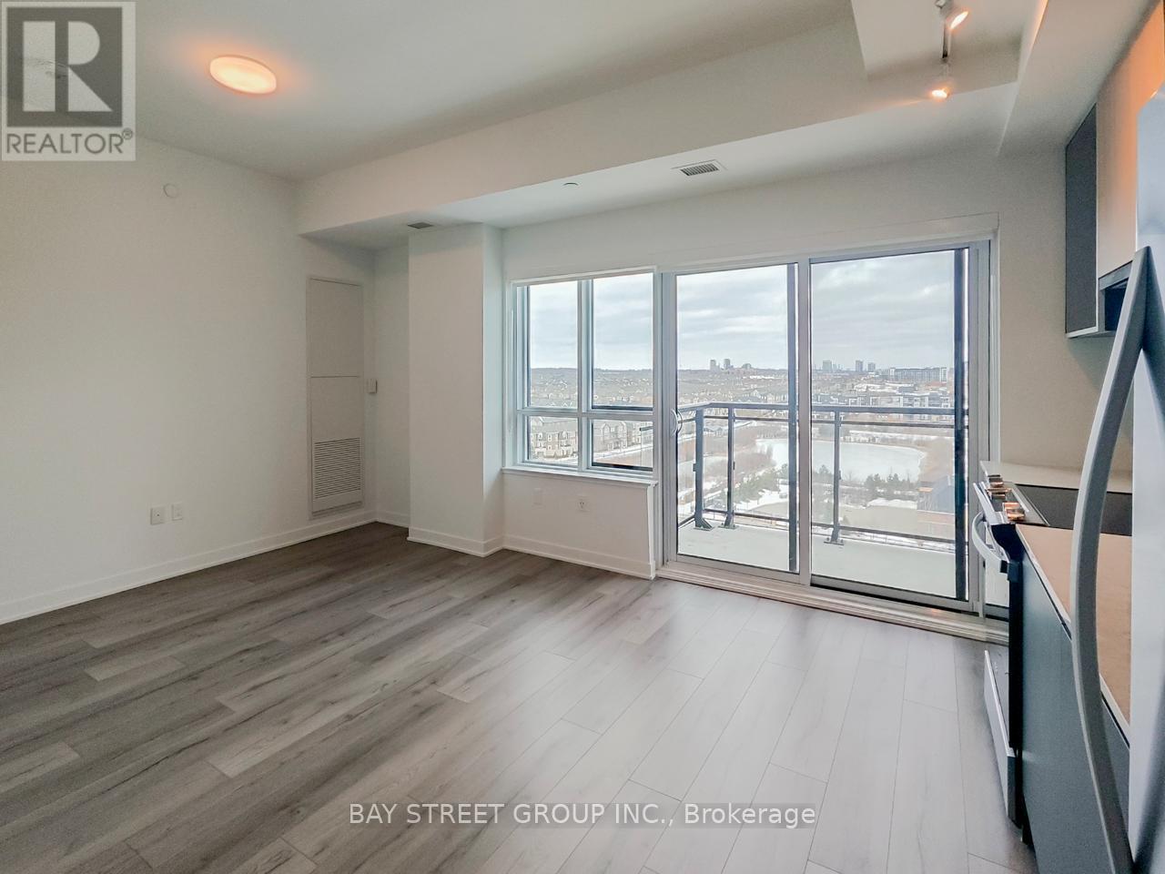 Ph07 - 395 Dundas Street W, Oakville, Ontario  L6M 5R8 - Photo 5 - W13052944