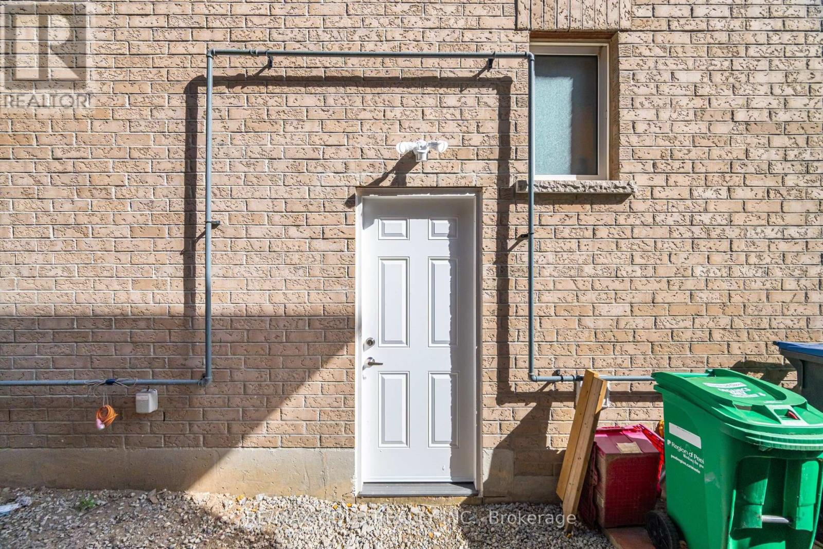 15 Perdita Road, Brampton, Ontario  L6Y 6B1 - Photo 17 - W13052958