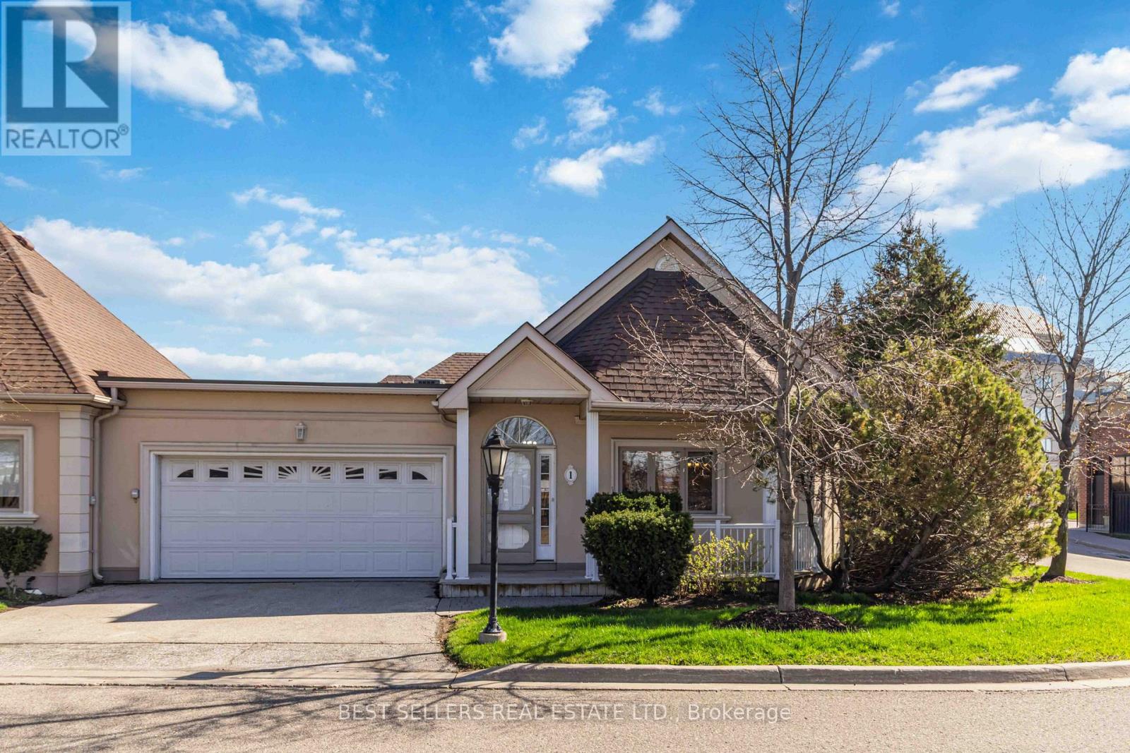 1 - 1 FERNDOWN CRESCENT, Brampton, Ontario