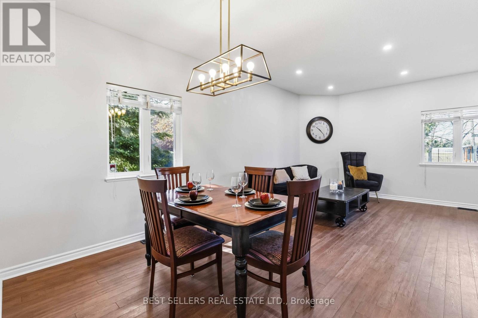 1 - 1 Ferndown Crescent, Brampton, Ontario  L6P 1C3 - Photo 11 - W13052960