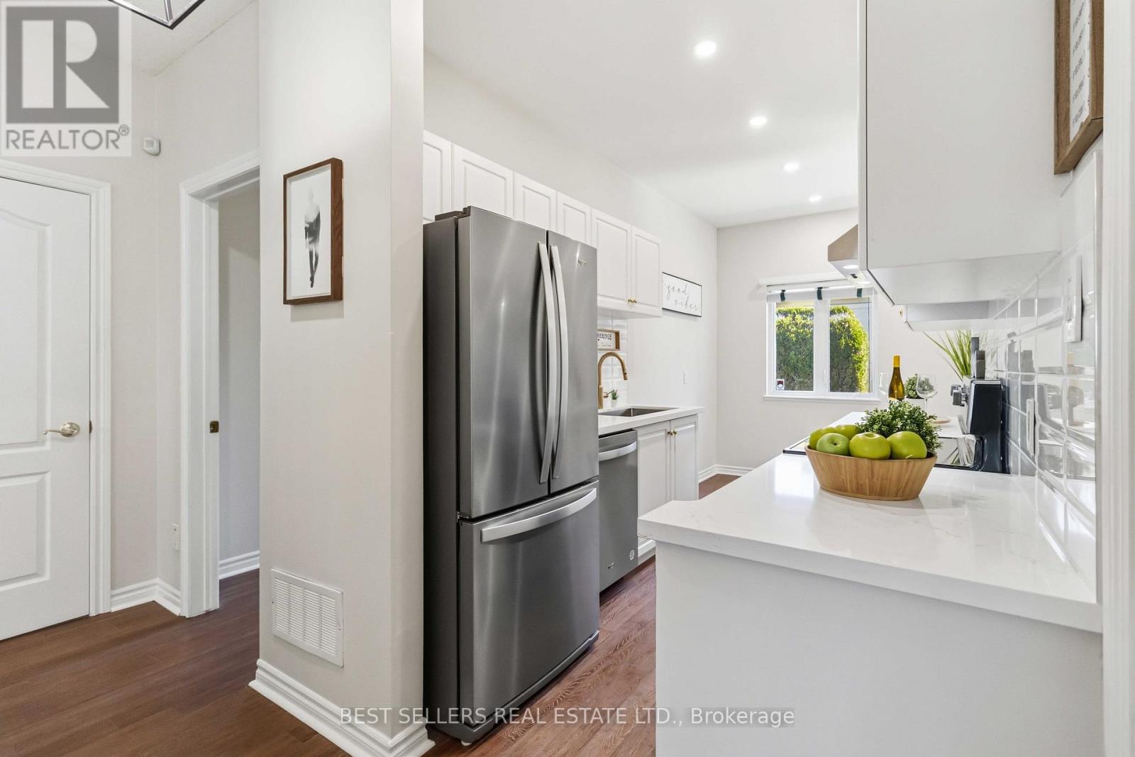 1 - 1 Ferndown Crescent, Brampton, Ontario  L6P 1C3 - Photo 13 - W13052960