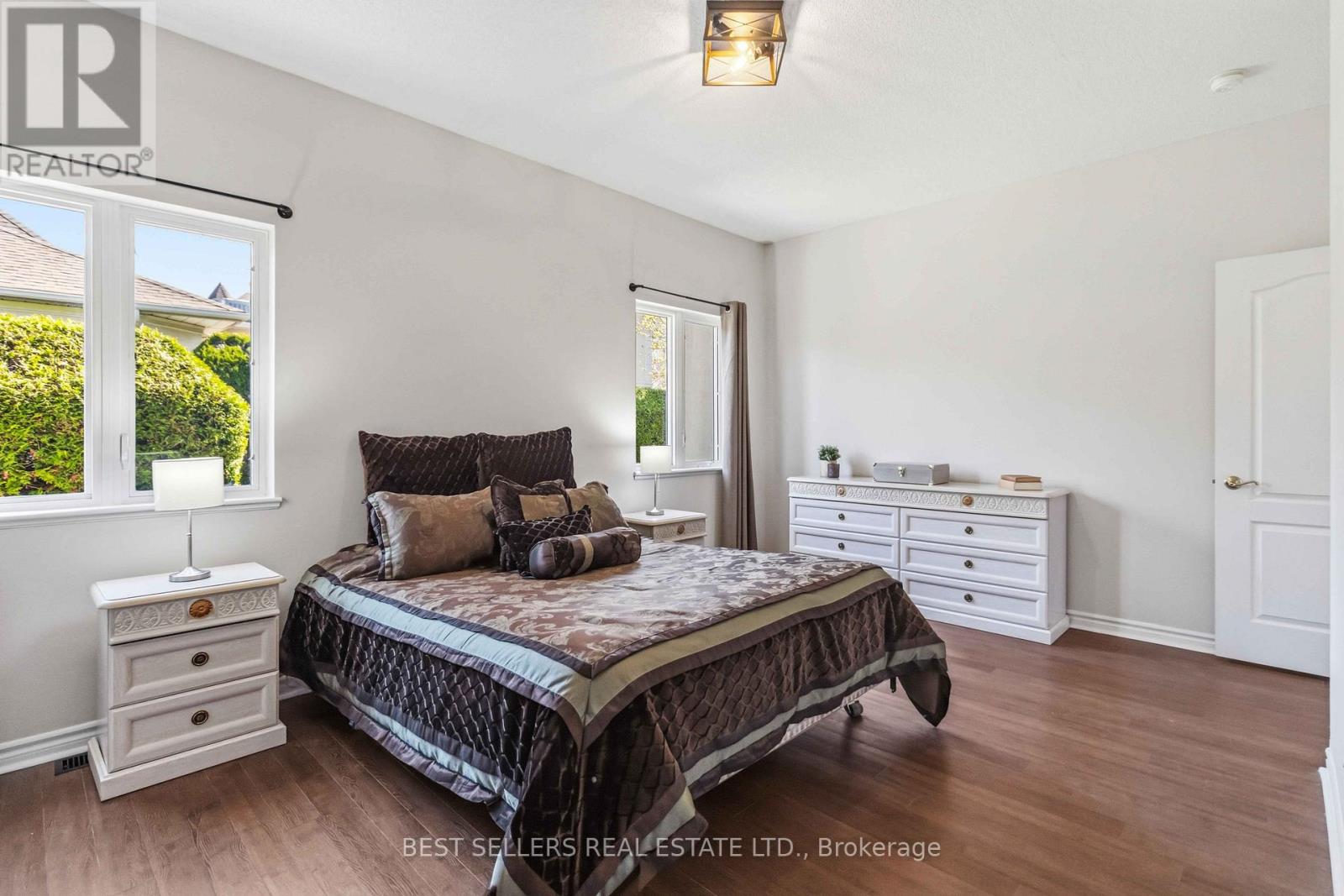 1 - 1 Ferndown Crescent, Brampton, Ontario  L6P 1C3 - Photo 23 - W13052960